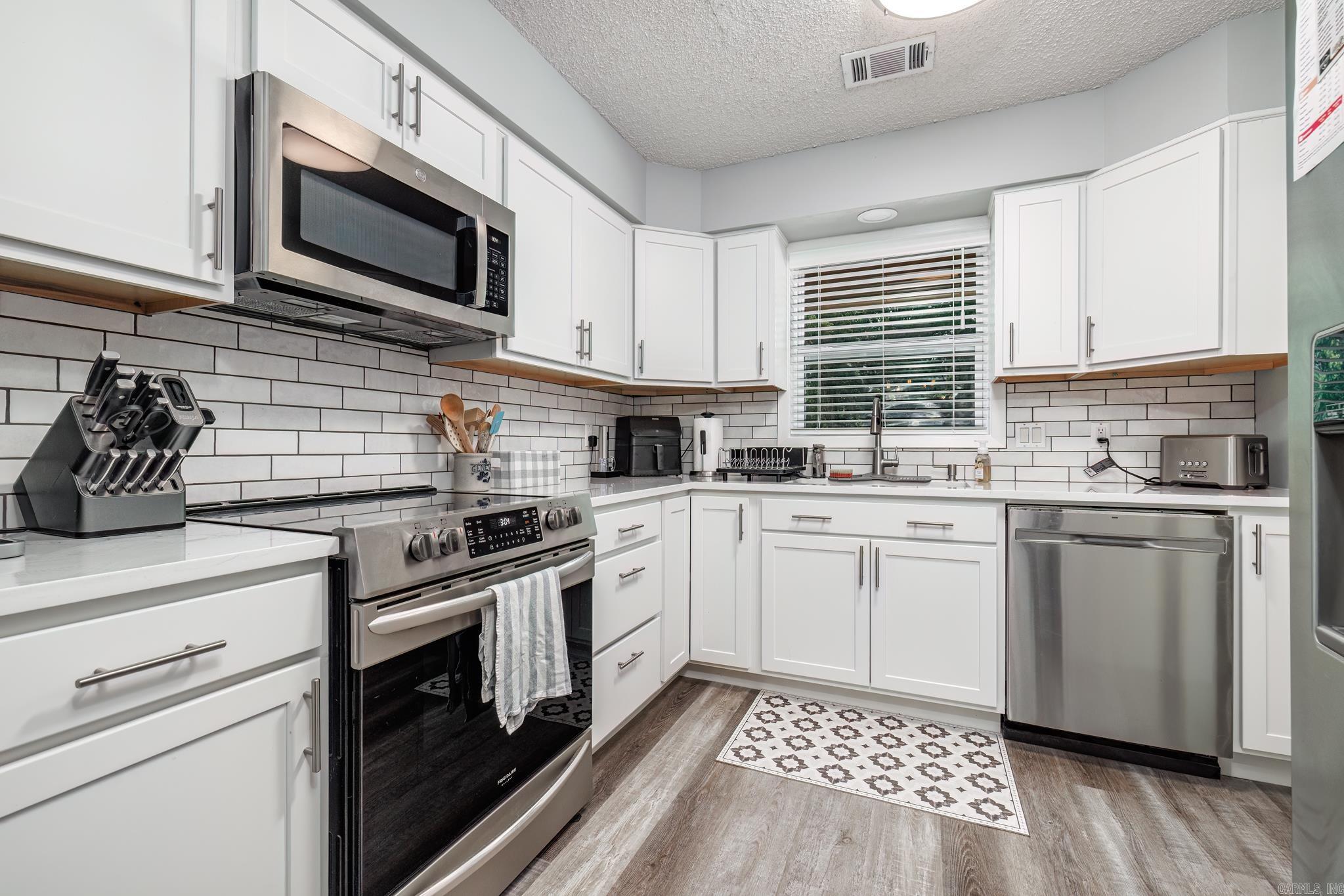 Madrid Courts - Residential