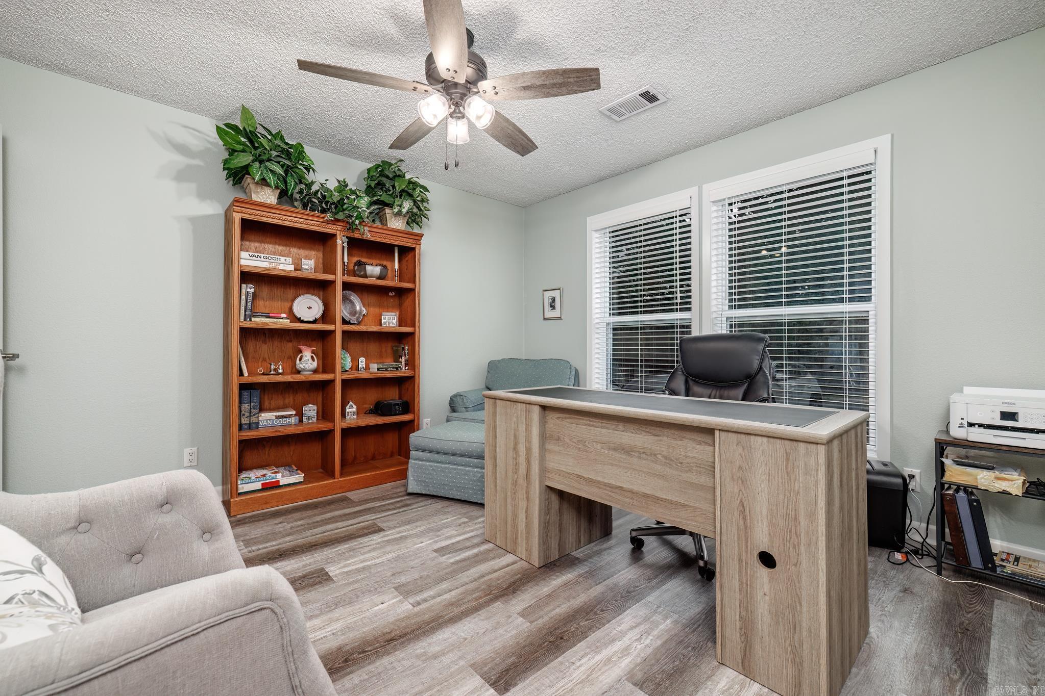 Madrid Courts - Residential