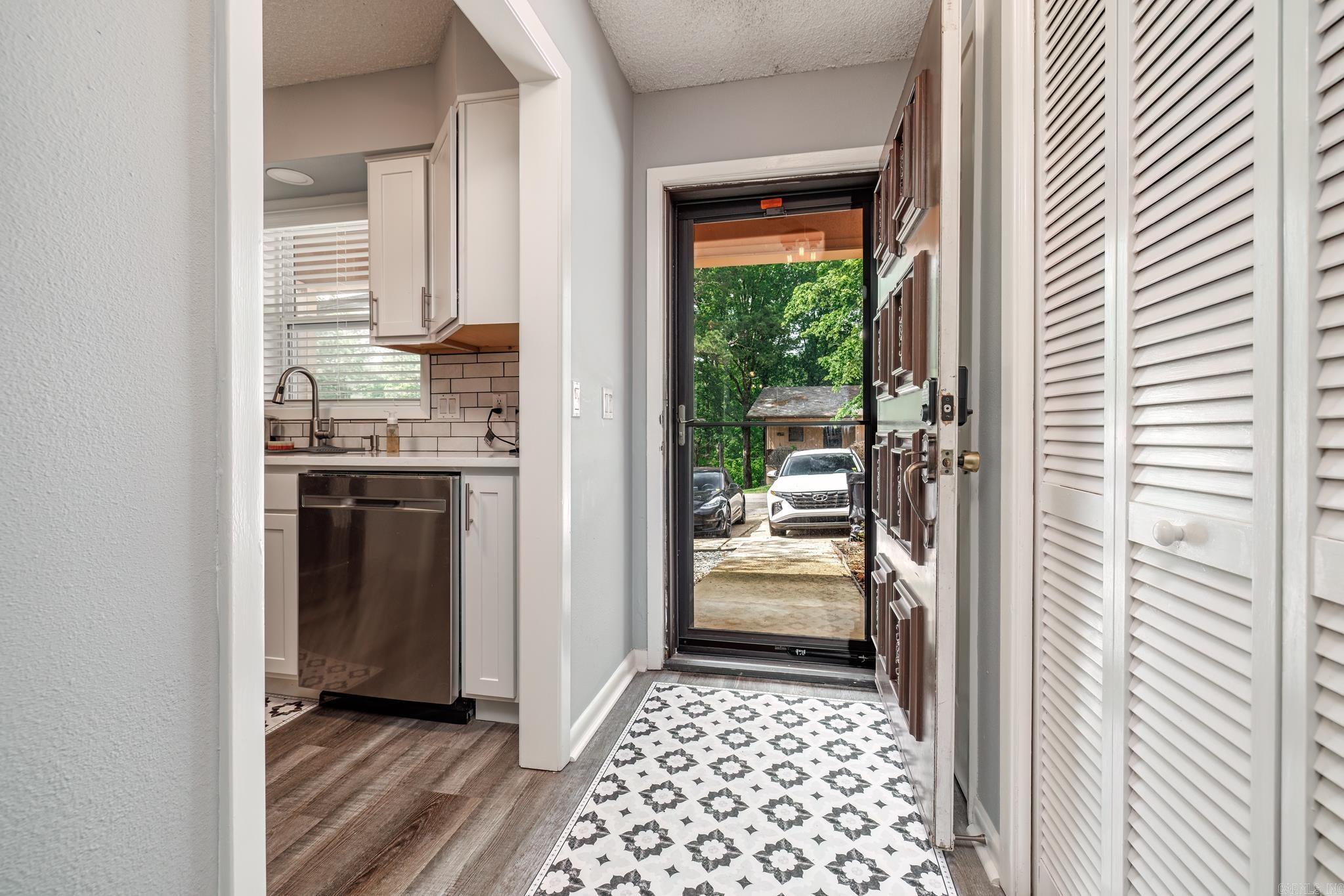 Madrid Courts - Residential