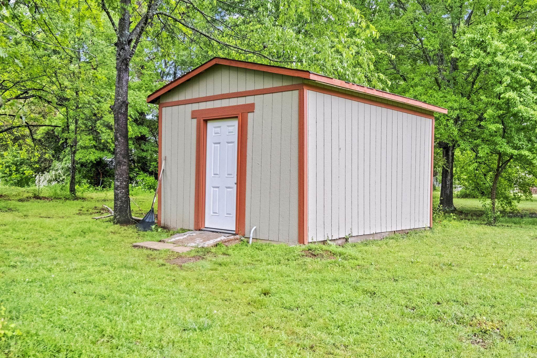 BROADMOOR - Residential