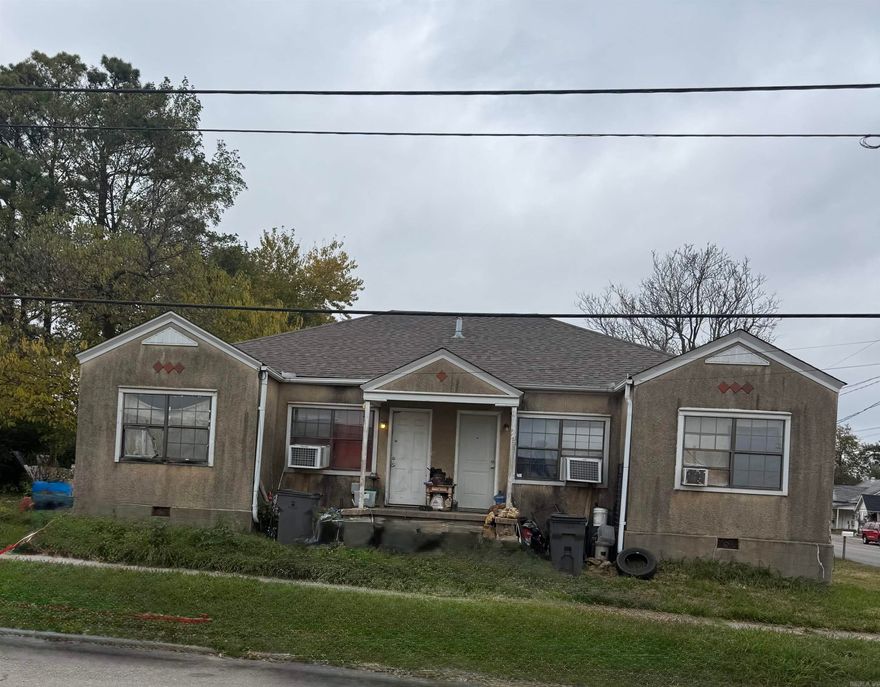 Welcome to the Market 103 & 105 W Hunt St! Located in Paragould’s downtown district, this duplex is a great opportunity for an investor looking to expand their portfolio. This property offers a total of 1,738 sq. ft. and features two 2-bedroom, 1-bath units each currently rented for $500 per month. Both units are occupied, providing immediate income.  Property is being sold as-is. Call 870-335-6250 today to schedule a showing or learn more about this great investment opportunity!