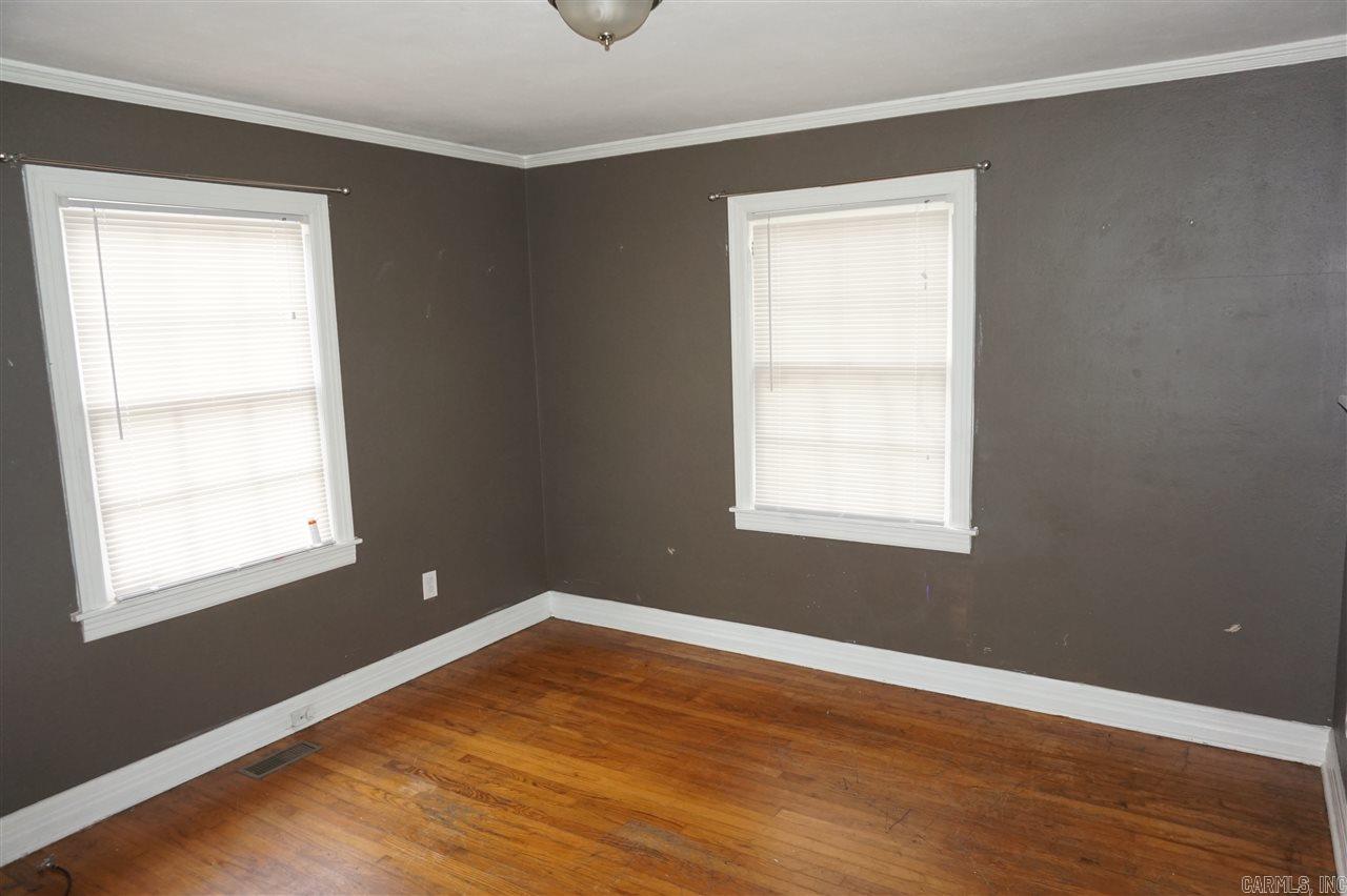 18-1N-18 - Residential Lease