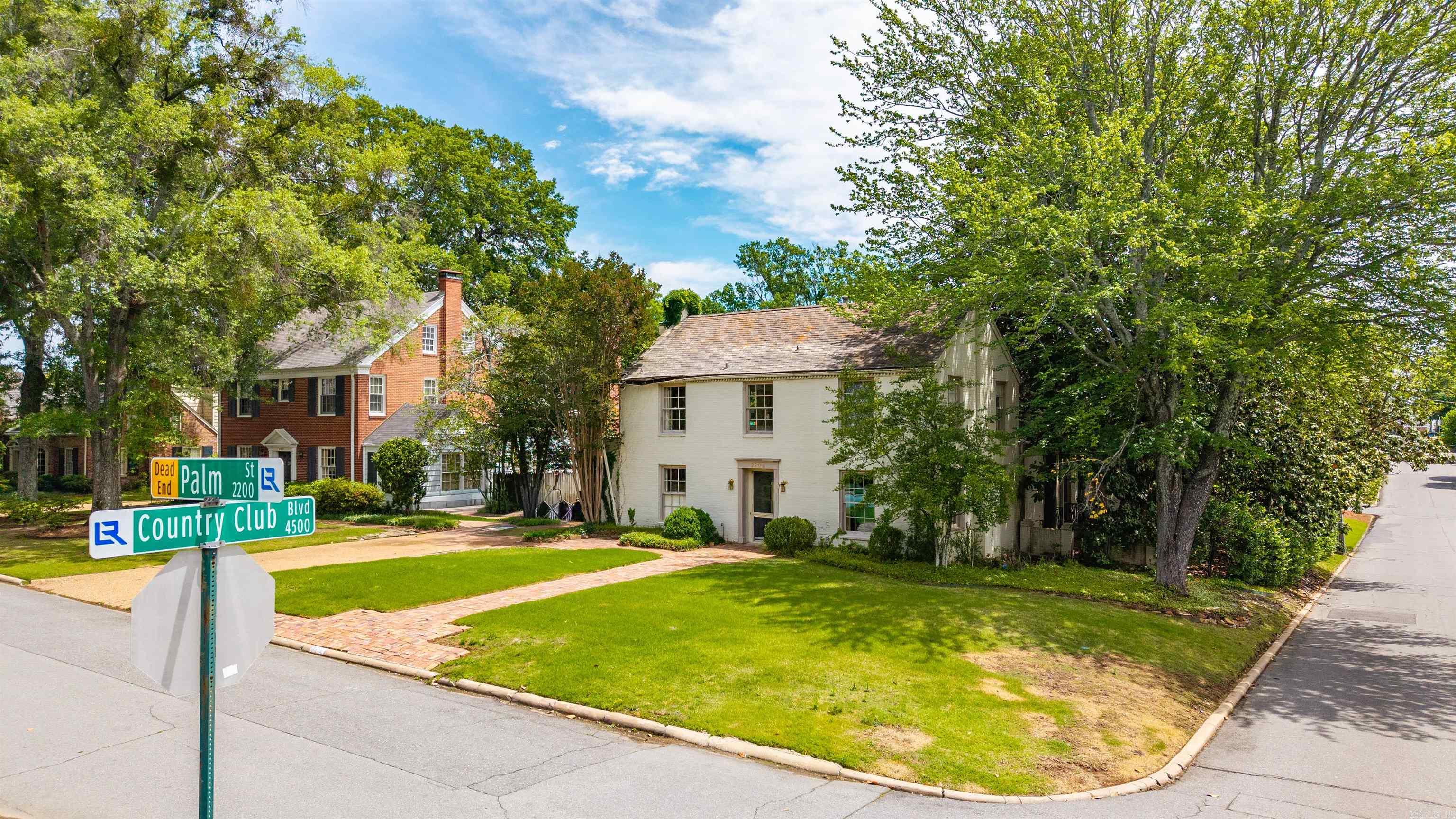 COUNTRY CLUB HGTS - Residential