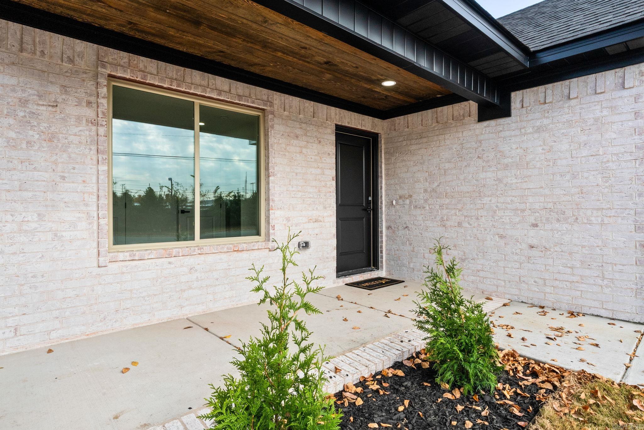 WASHINGTON AVE - Residential