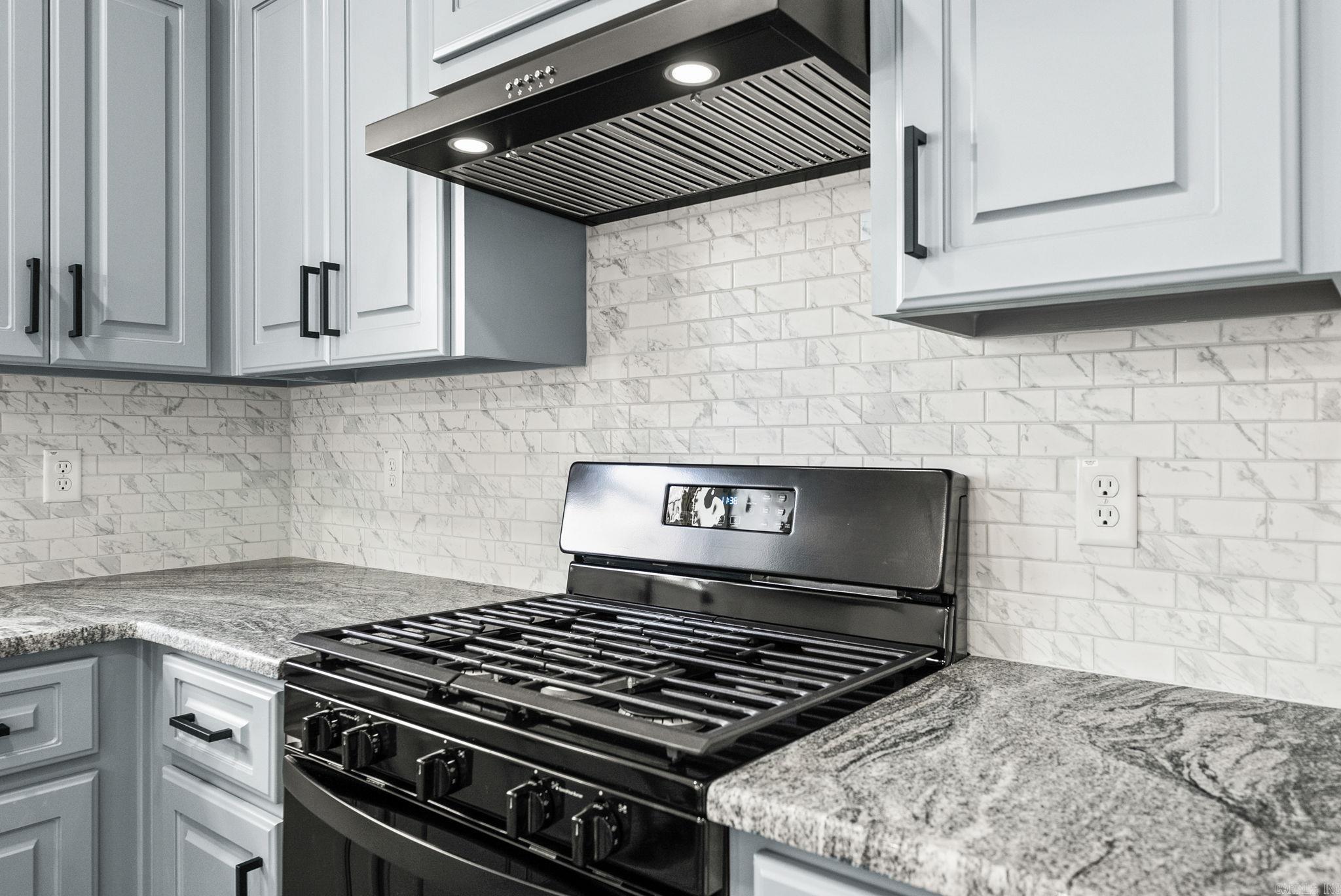 WASHINGTON AVE - Residential