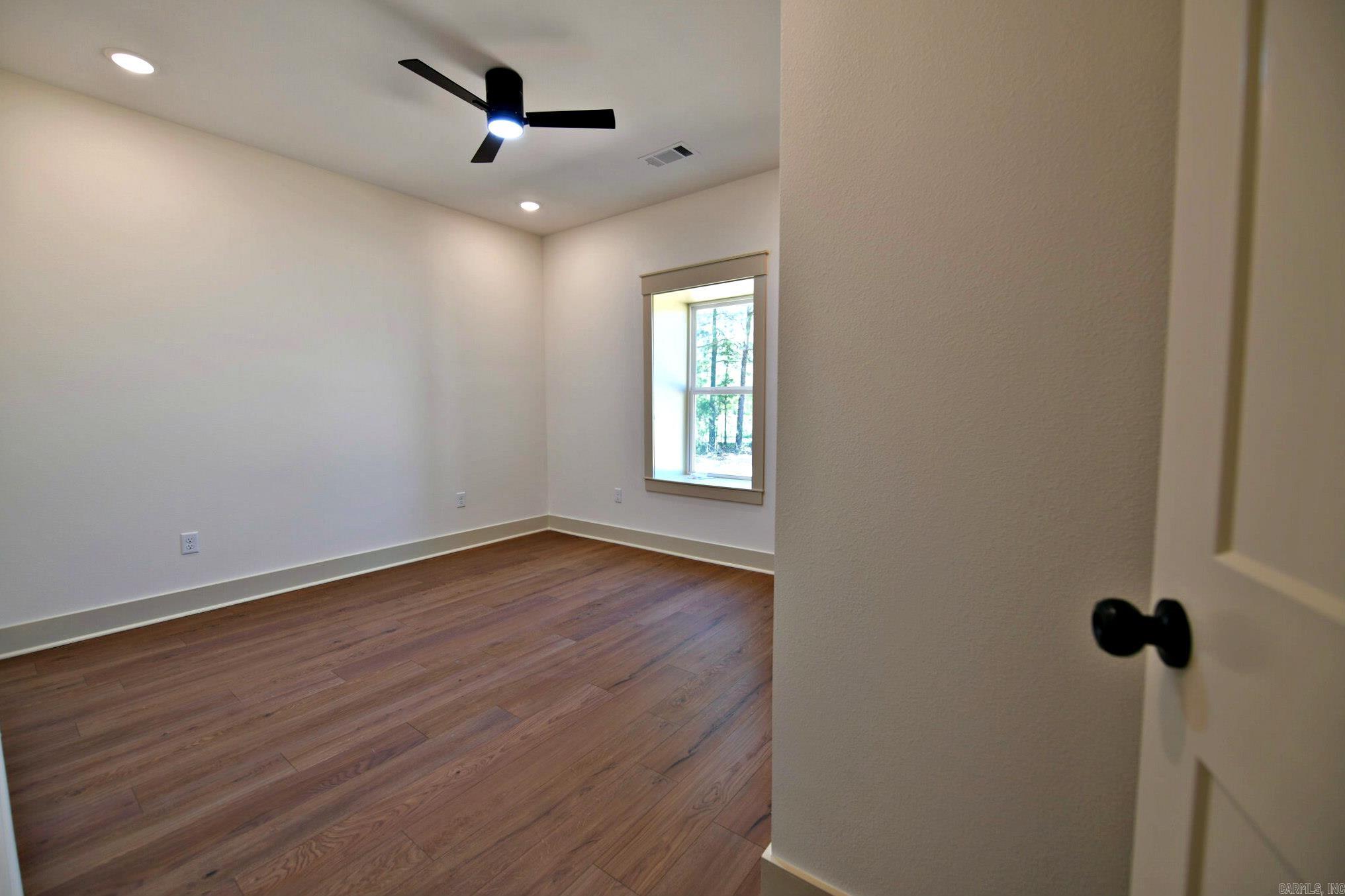 MKT Trust Co - Residential