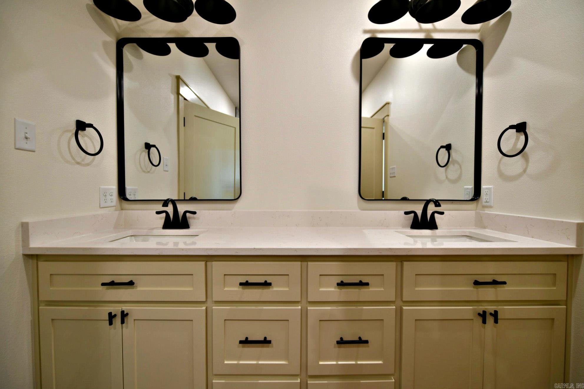 MKT Trust Co - Residential