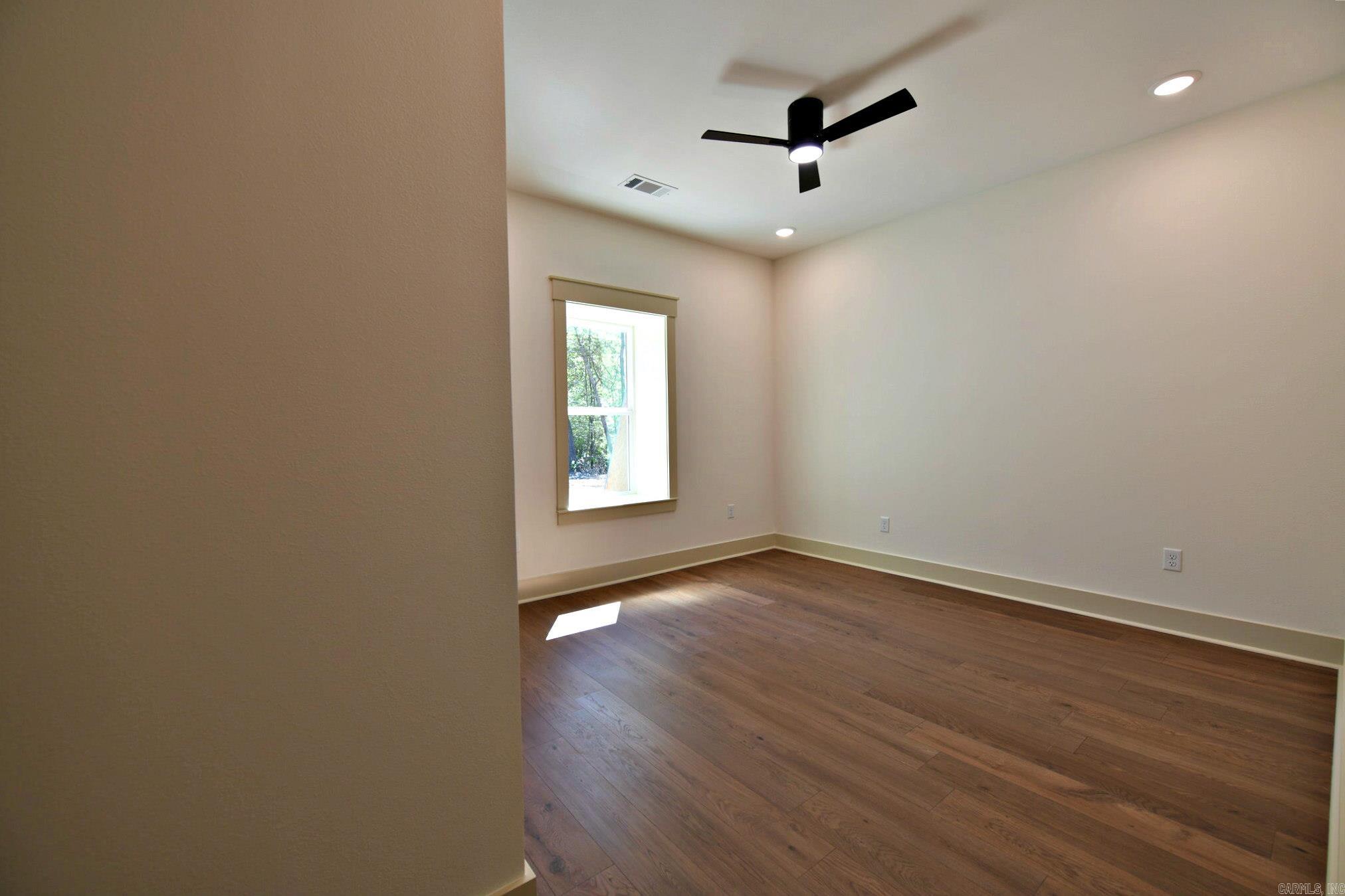 MKT Trust Co - Residential