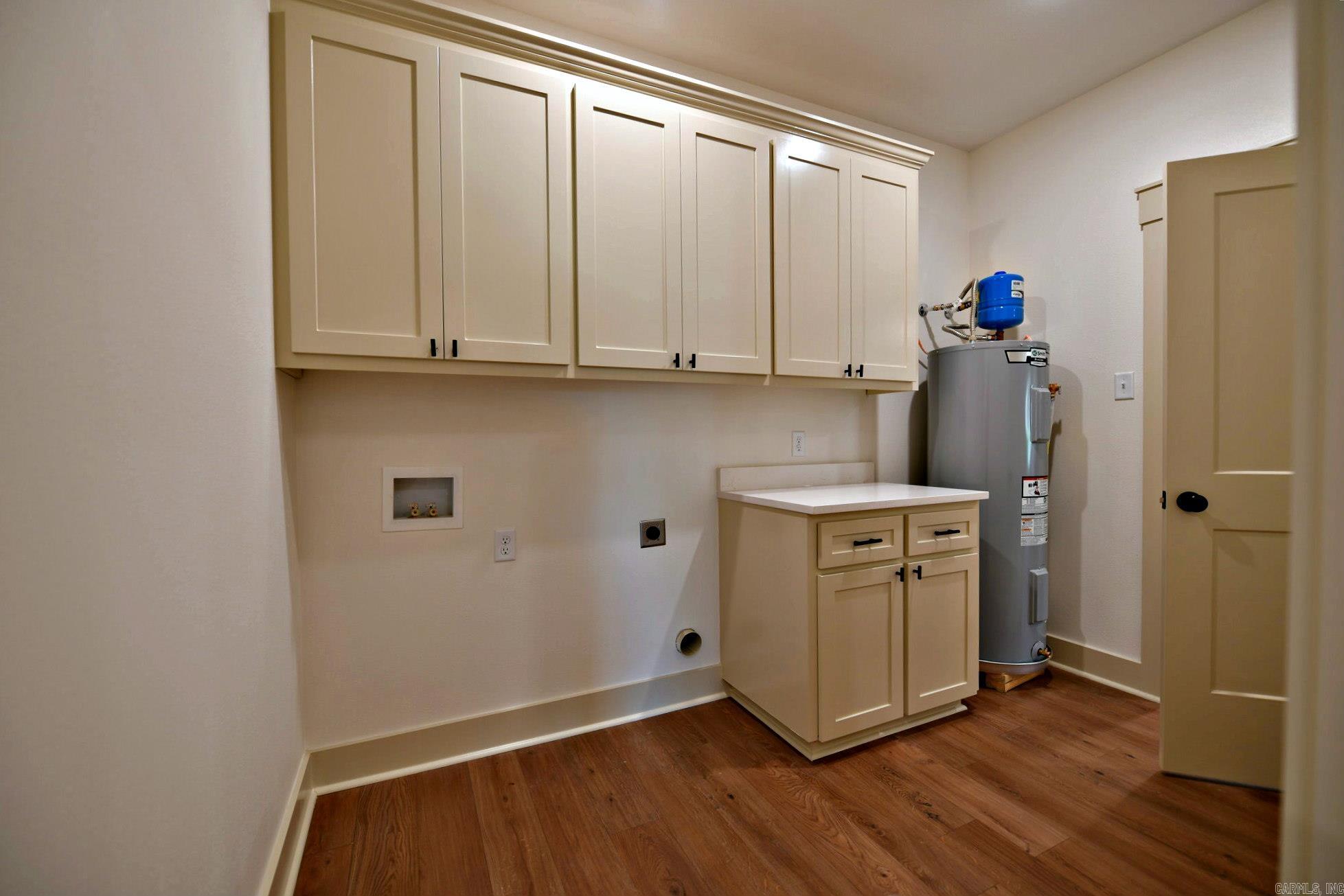 MKT Trust Co - Residential