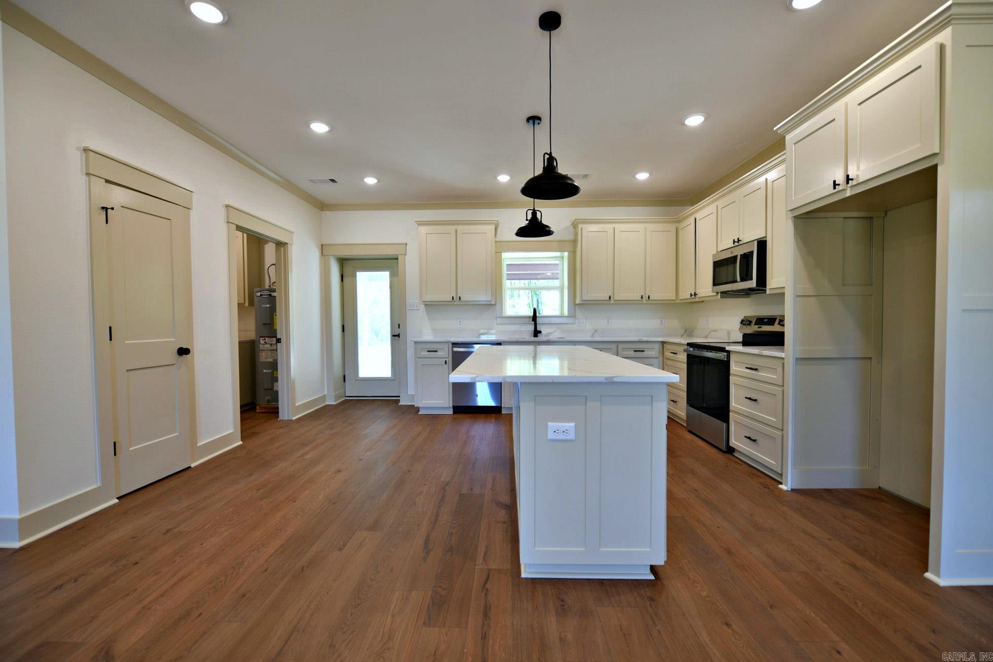 MKT Trust Co - Residential