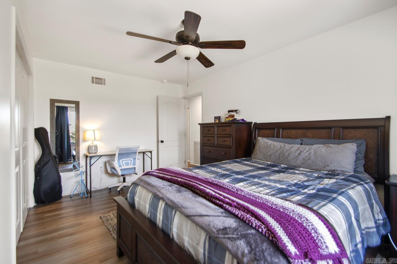 KINGWOOD PLACE - Residential