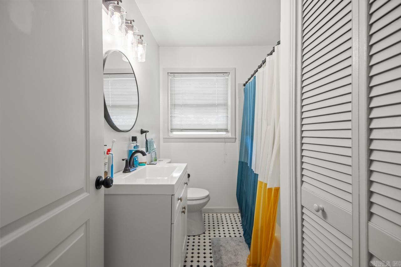 KINGWOOD PLACE - Residential