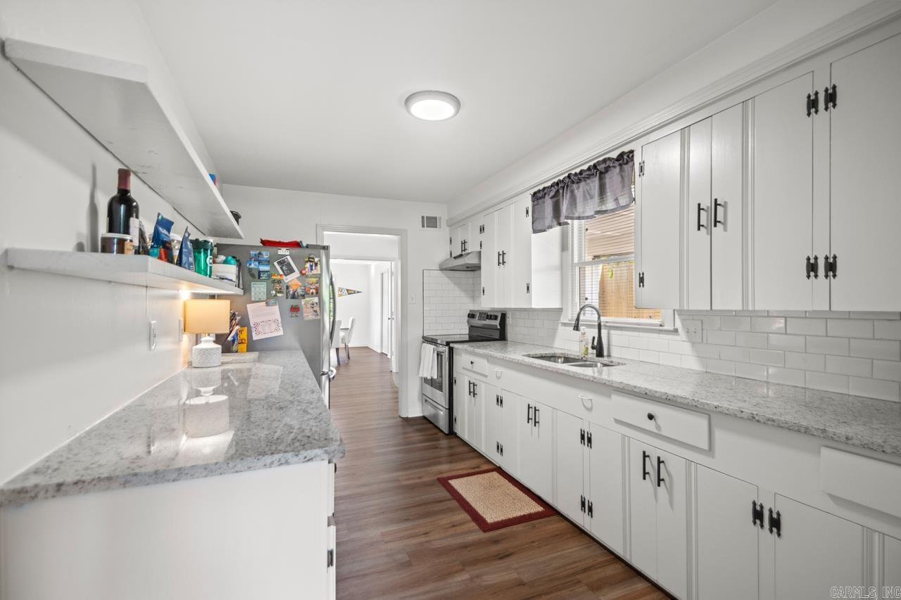 KINGWOOD PLACE - Residential