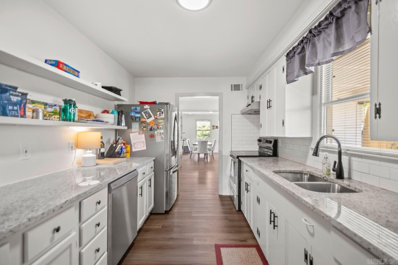 KINGWOOD PLACE - Residential