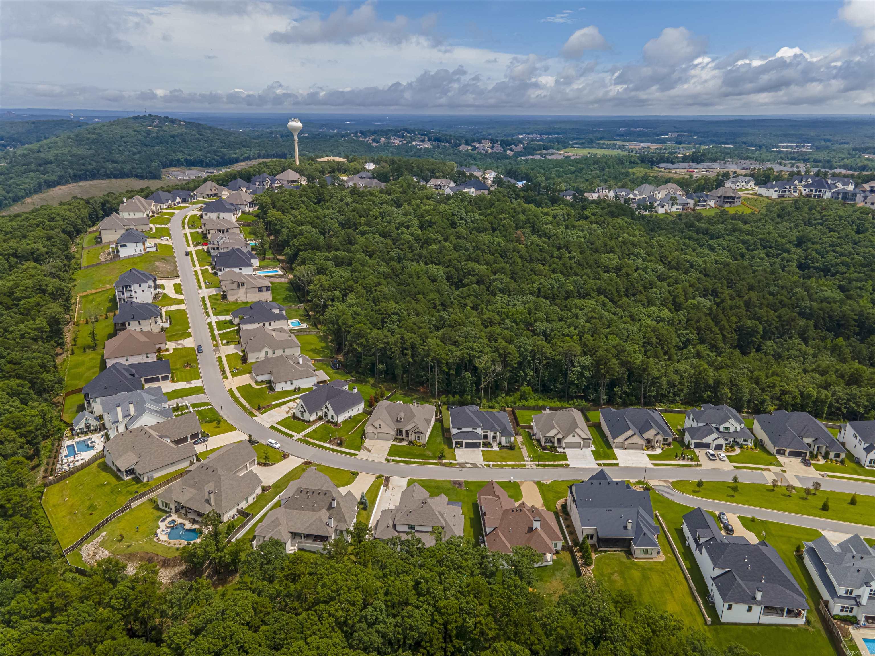 CHENAL VALLEY "FALSTONE COURT" - Residential