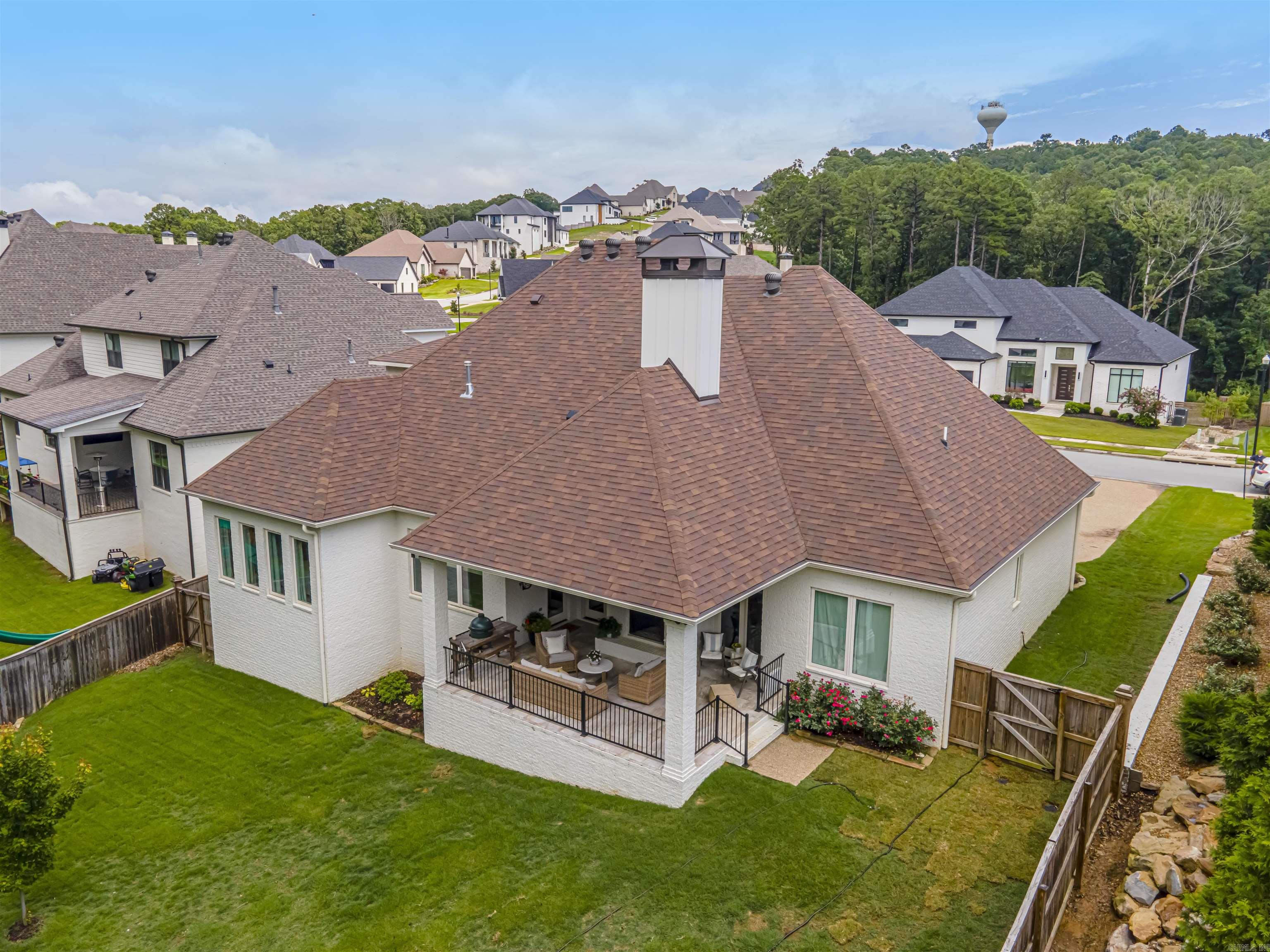 CHENAL VALLEY "FALSTONE COURT" - Residential