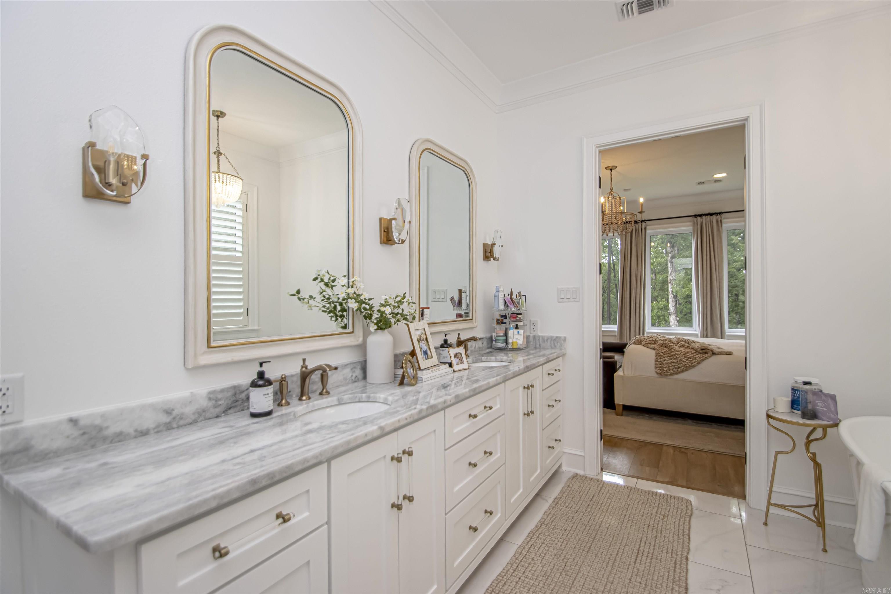 CHENAL VALLEY "FALSTONE COURT" - Residential