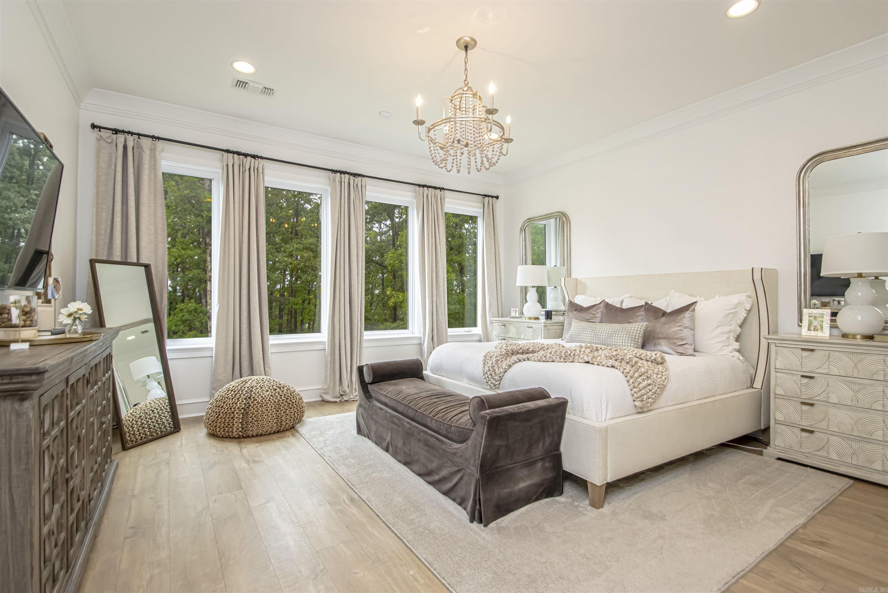 CHENAL VALLEY "FALSTONE COURT" - Residential