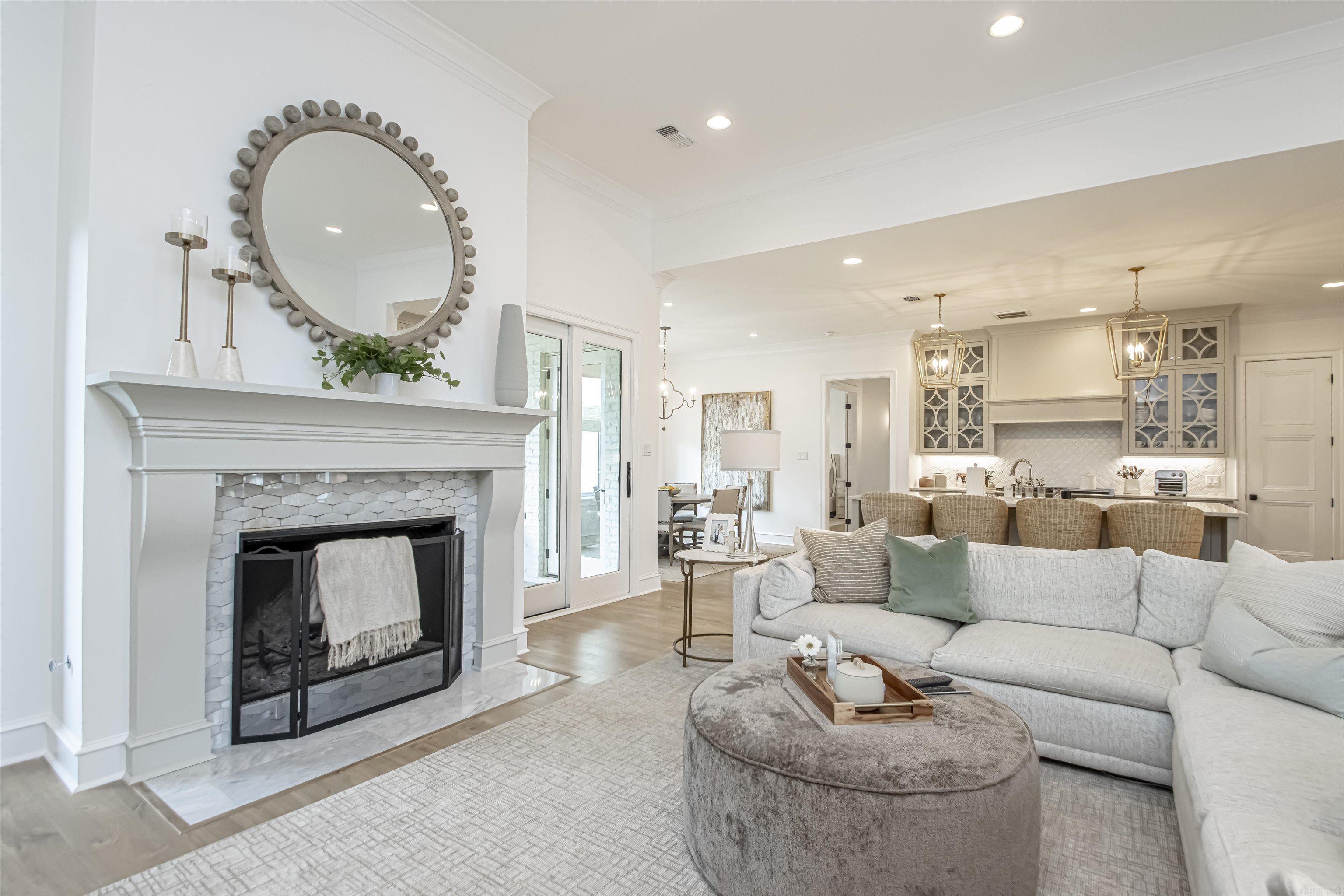 CHENAL VALLEY "FALSTONE COURT" - Residential