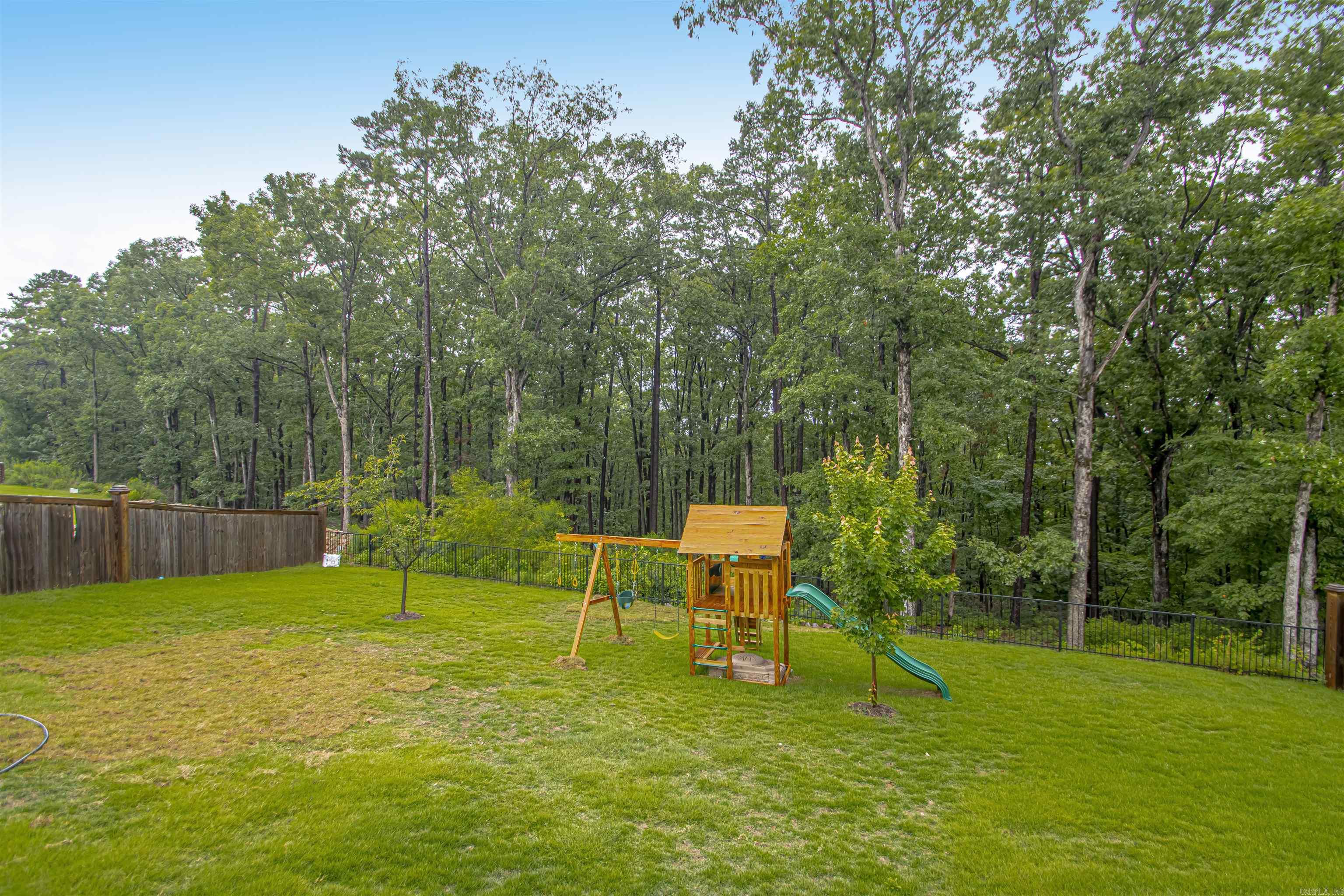 CHENAL VALLEY "FALSTONE COURT" - Residential