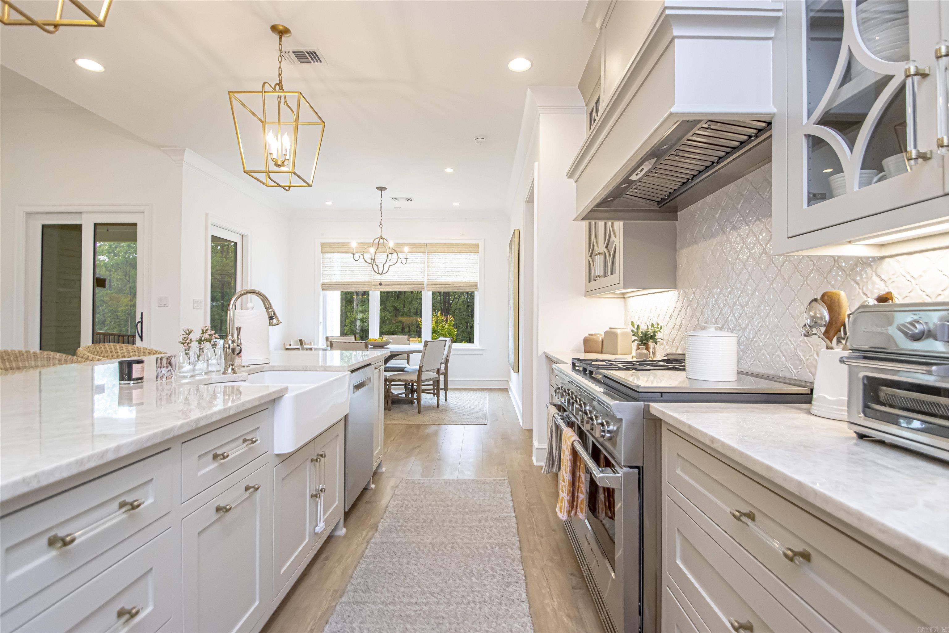 CHENAL VALLEY "FALSTONE COURT" - Residential