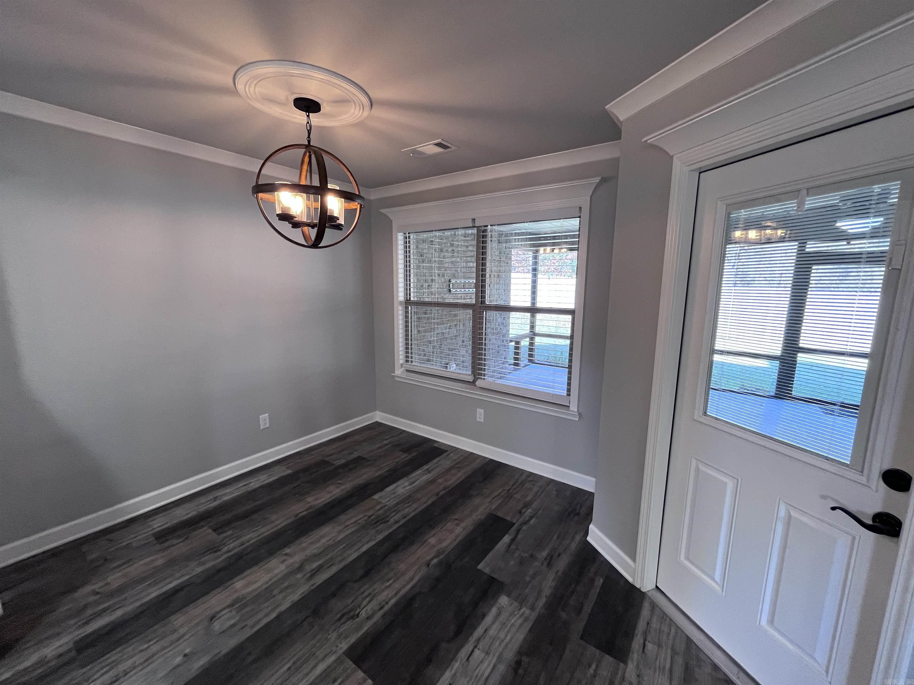 HUNTINGTON PLACE - Residential Lease