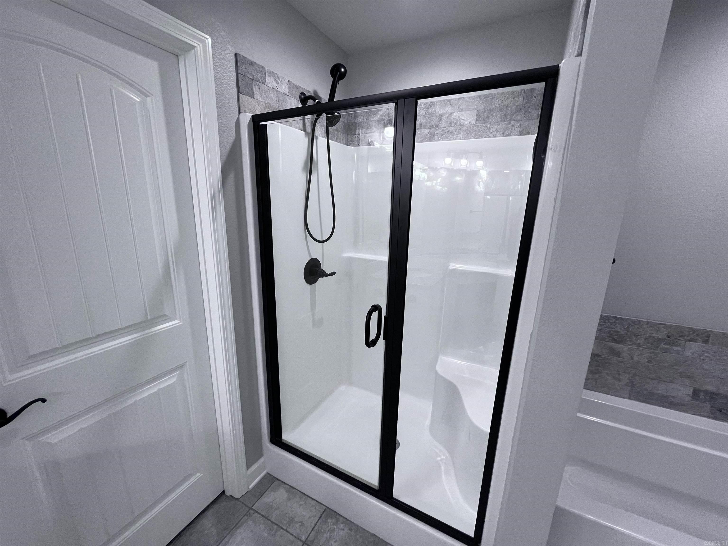 HUNTINGTON PLACE - Residential Lease