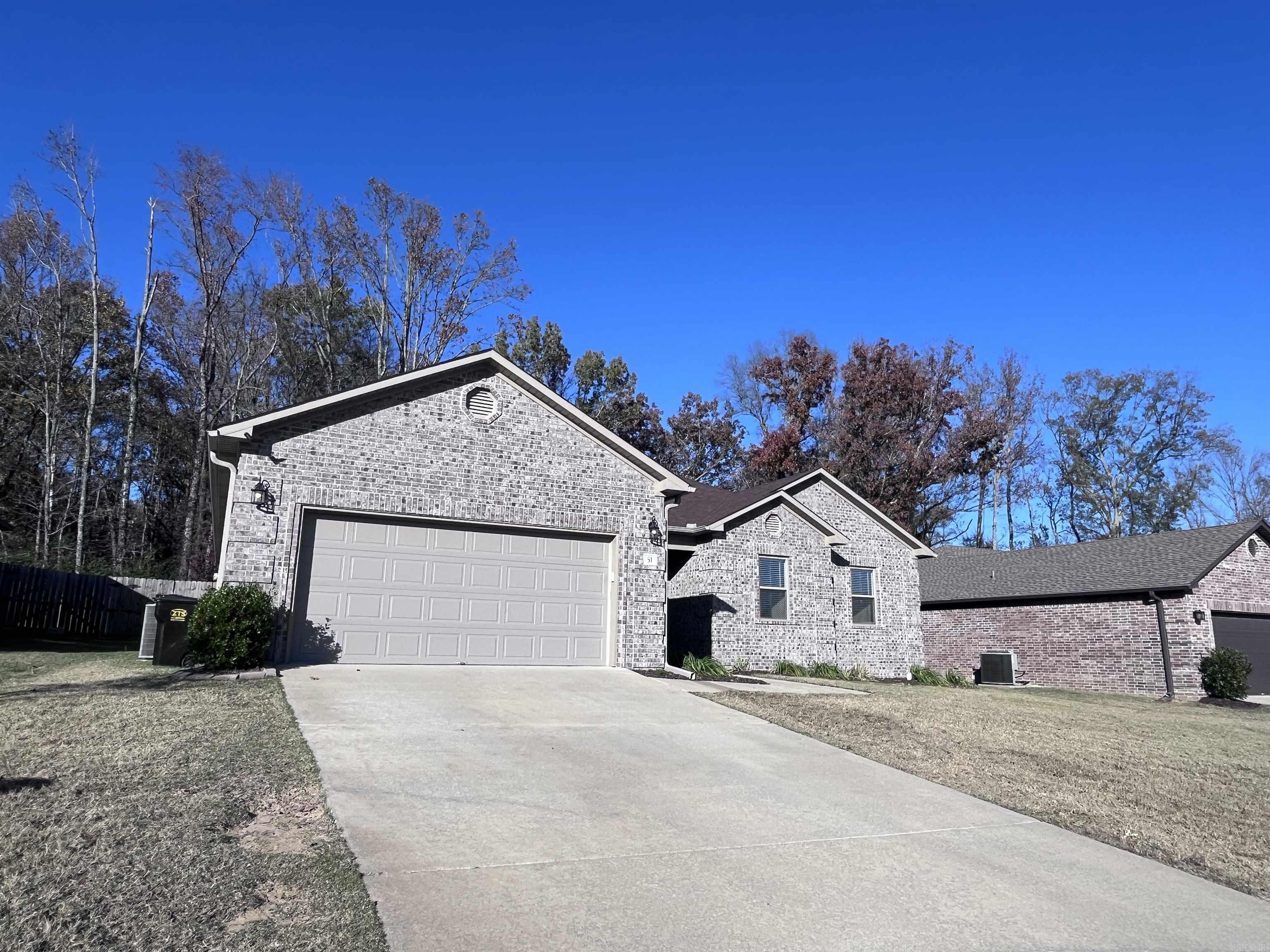 HUNTINGTON PLACE - Residential Lease