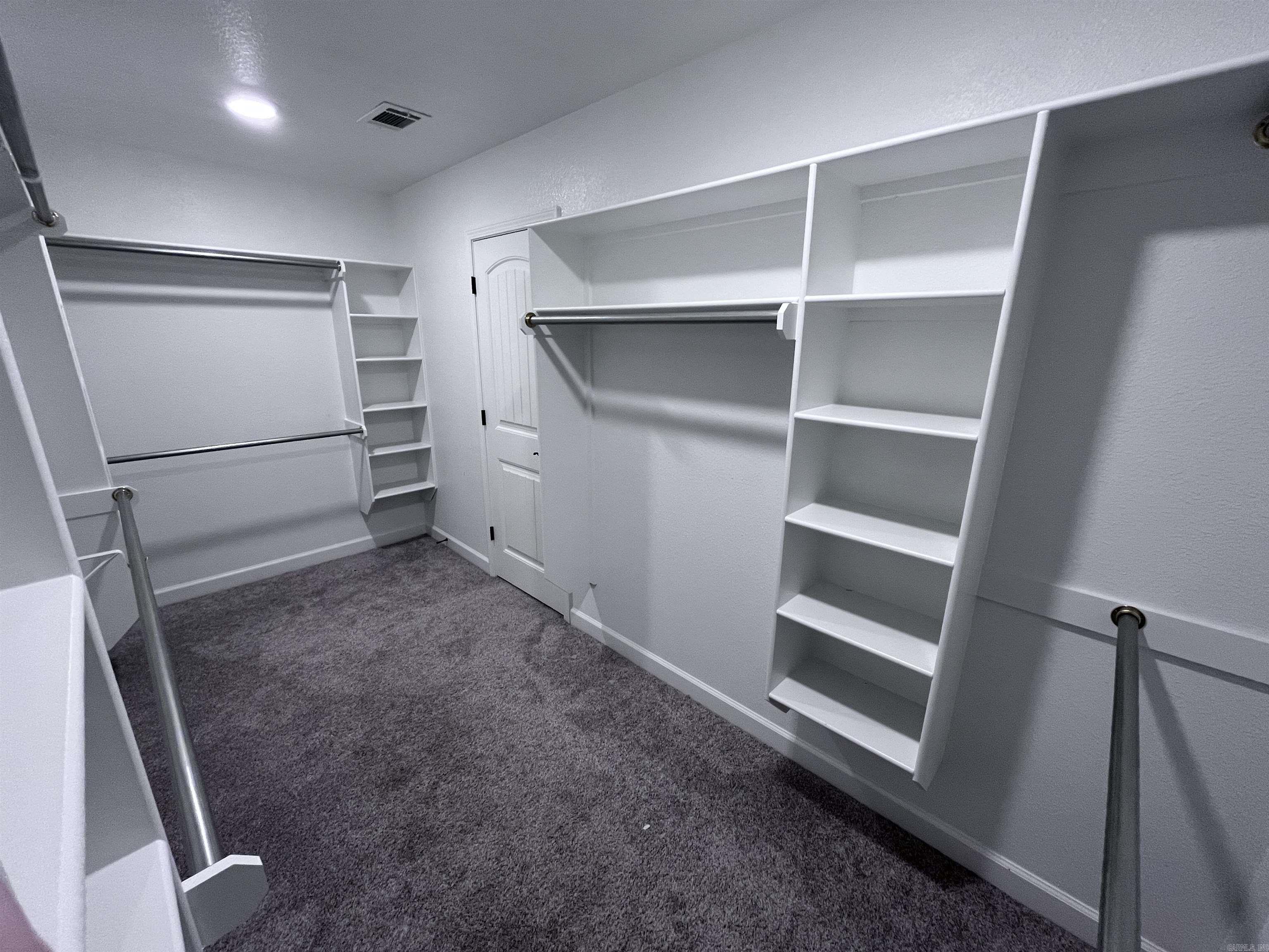 HUNTINGTON PLACE - Residential Lease