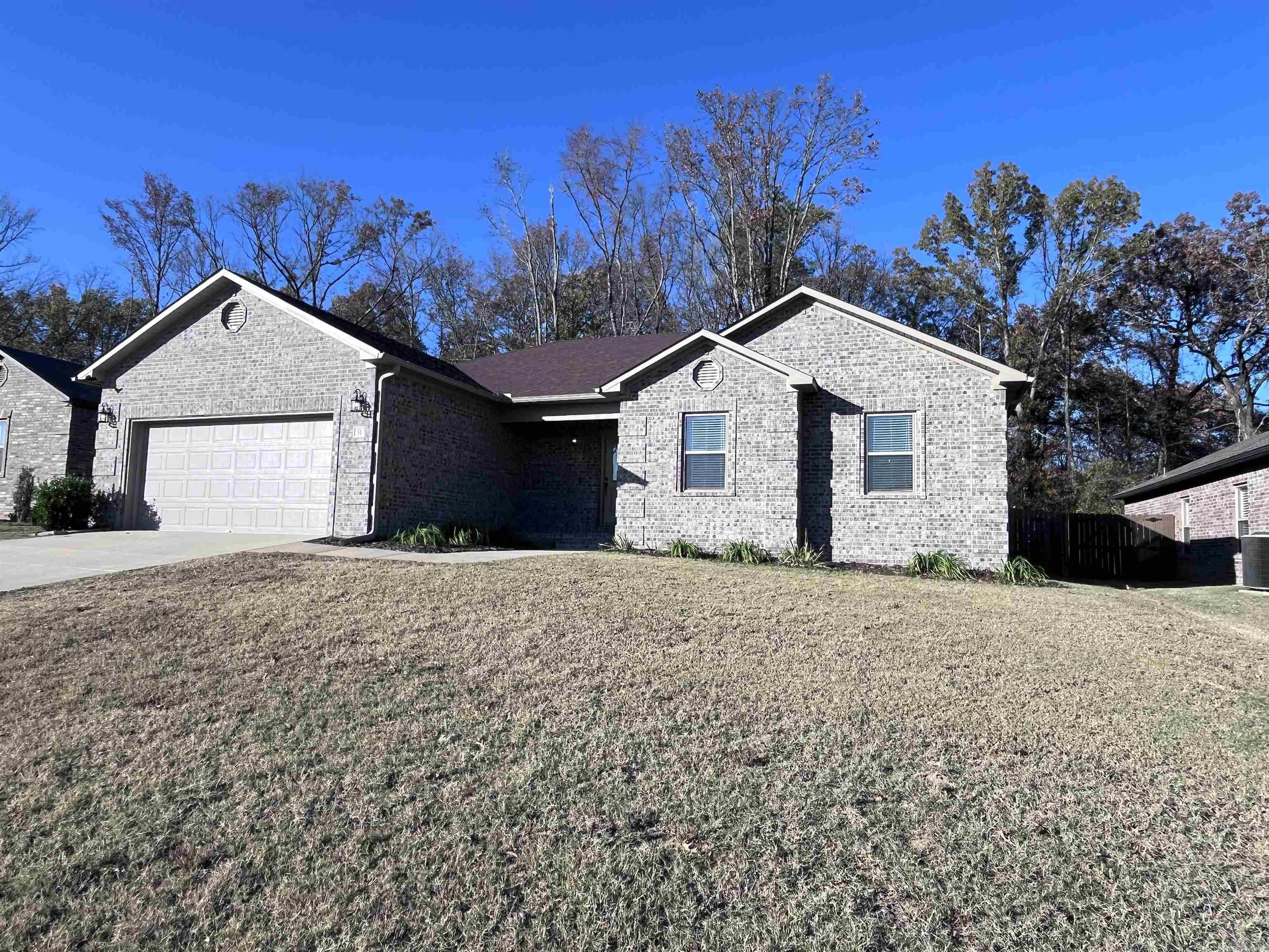 HUNTINGTON PLACE - Residential Lease