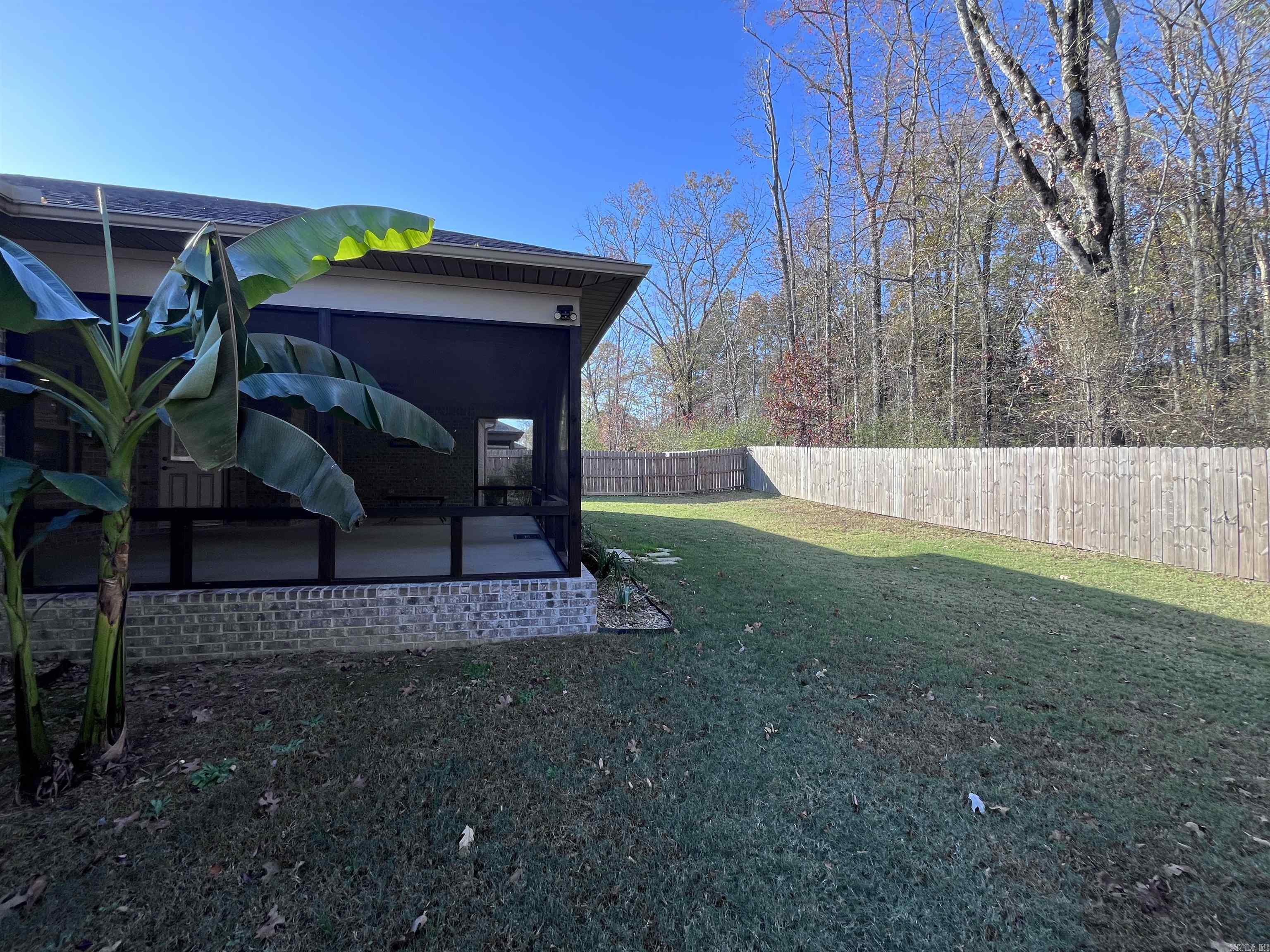 HUNTINGTON PLACE - Residential Lease