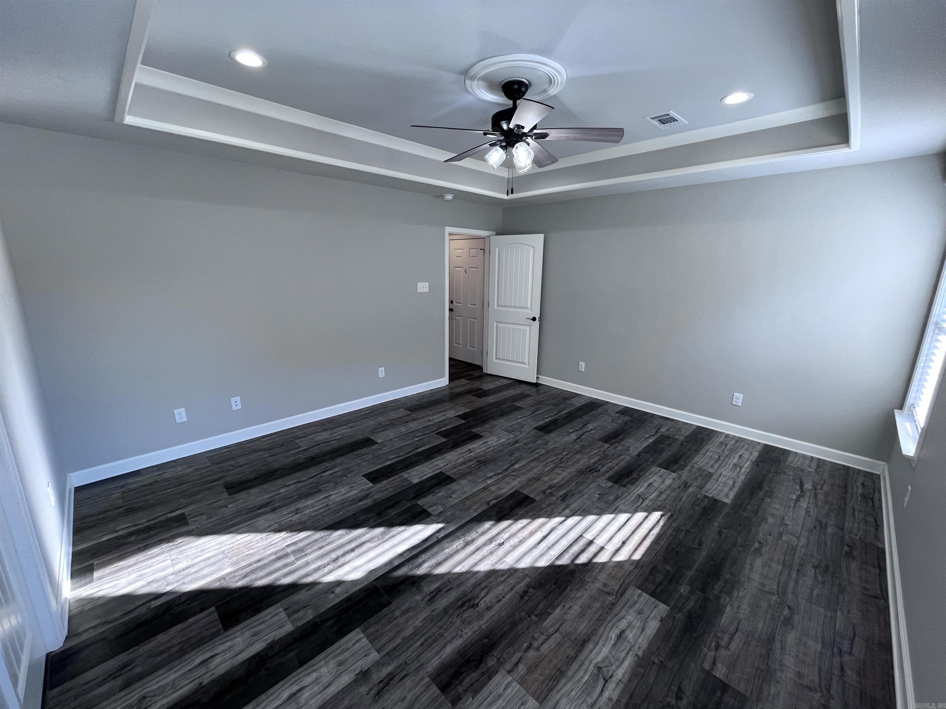 HUNTINGTON PLACE - Residential Lease