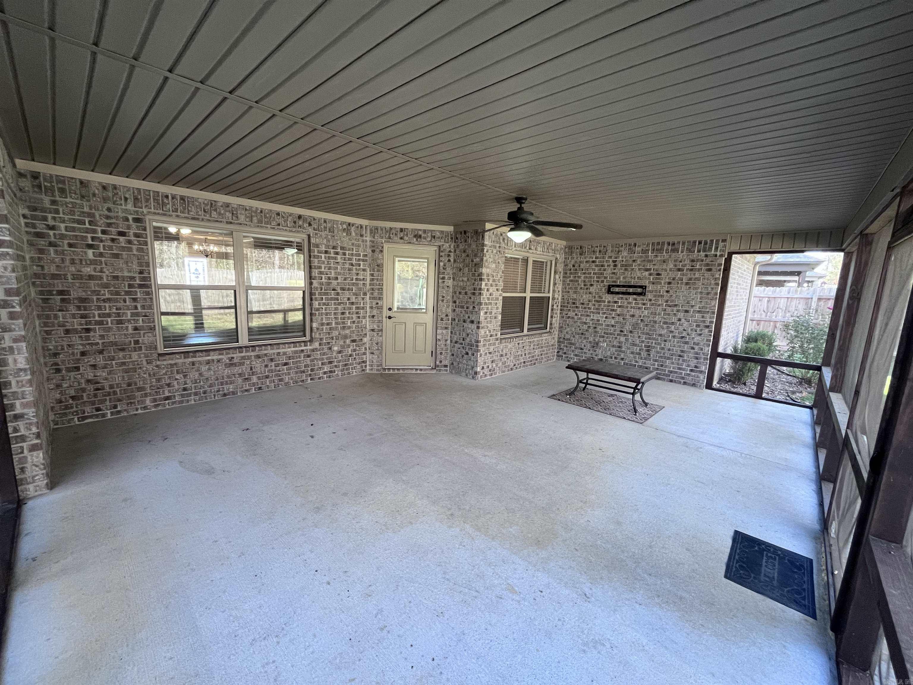 HUNTINGTON PLACE - Residential Lease