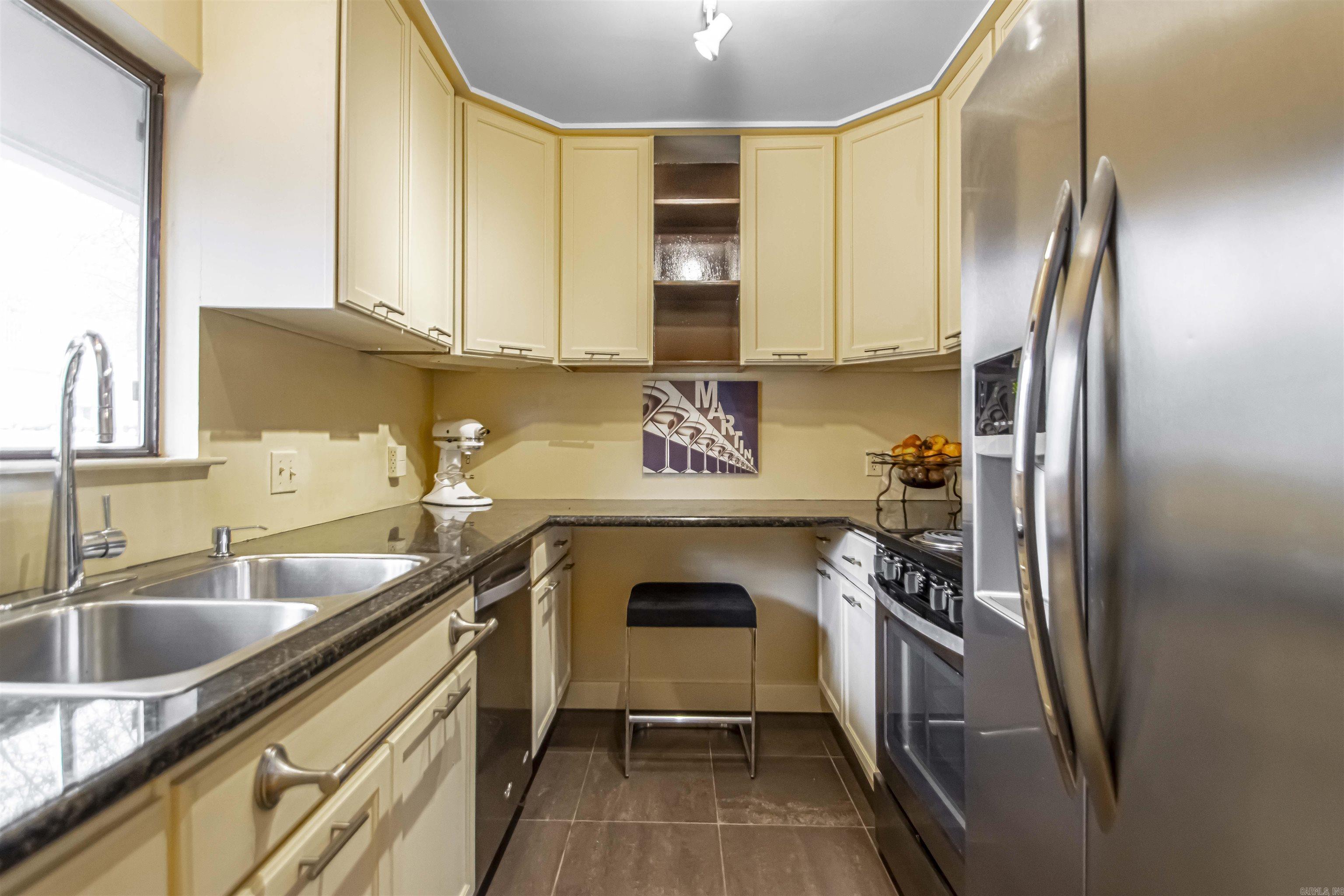 Forest Heights Condo - Residential