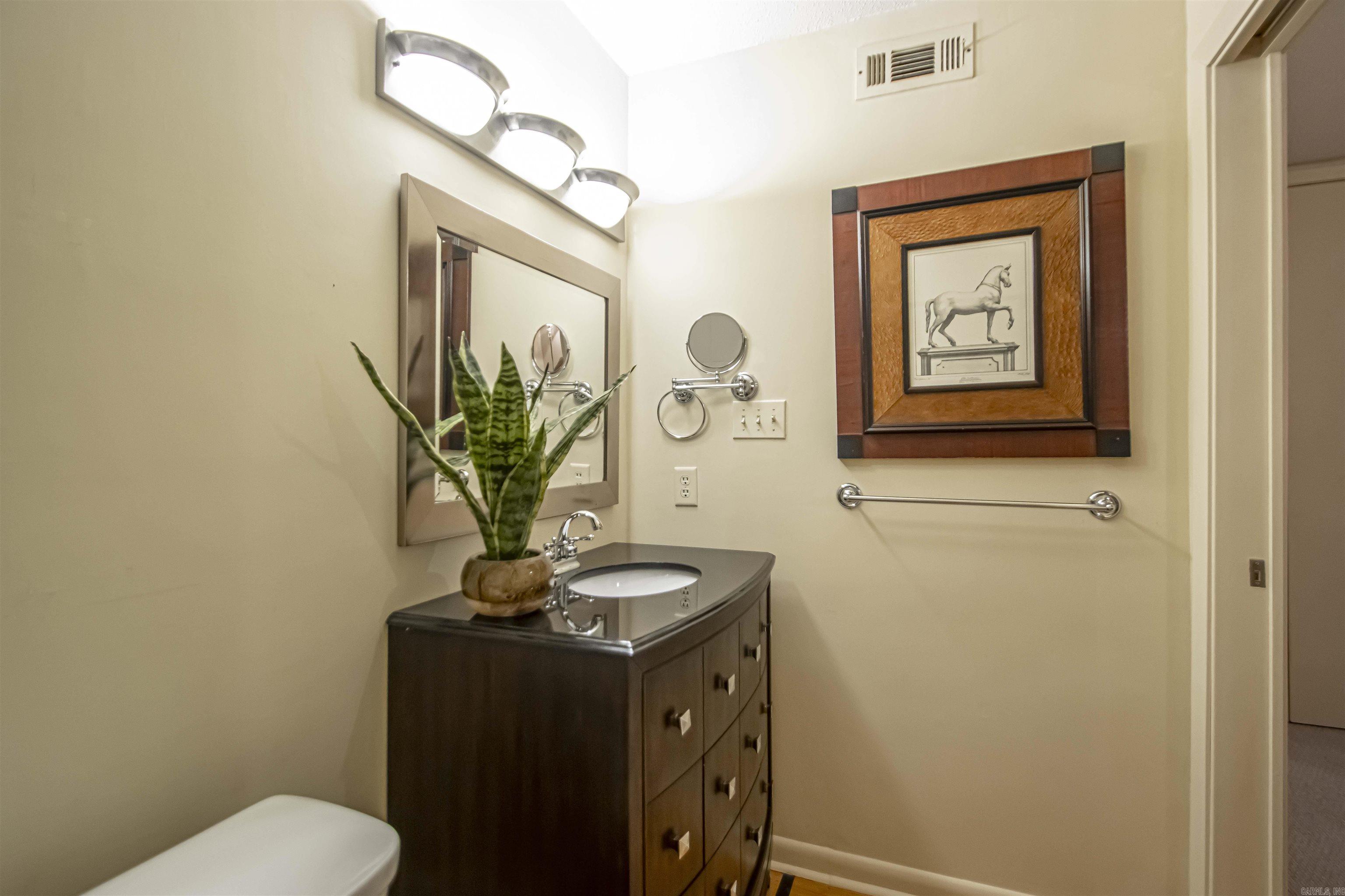 Forest Heights Condo - Residential