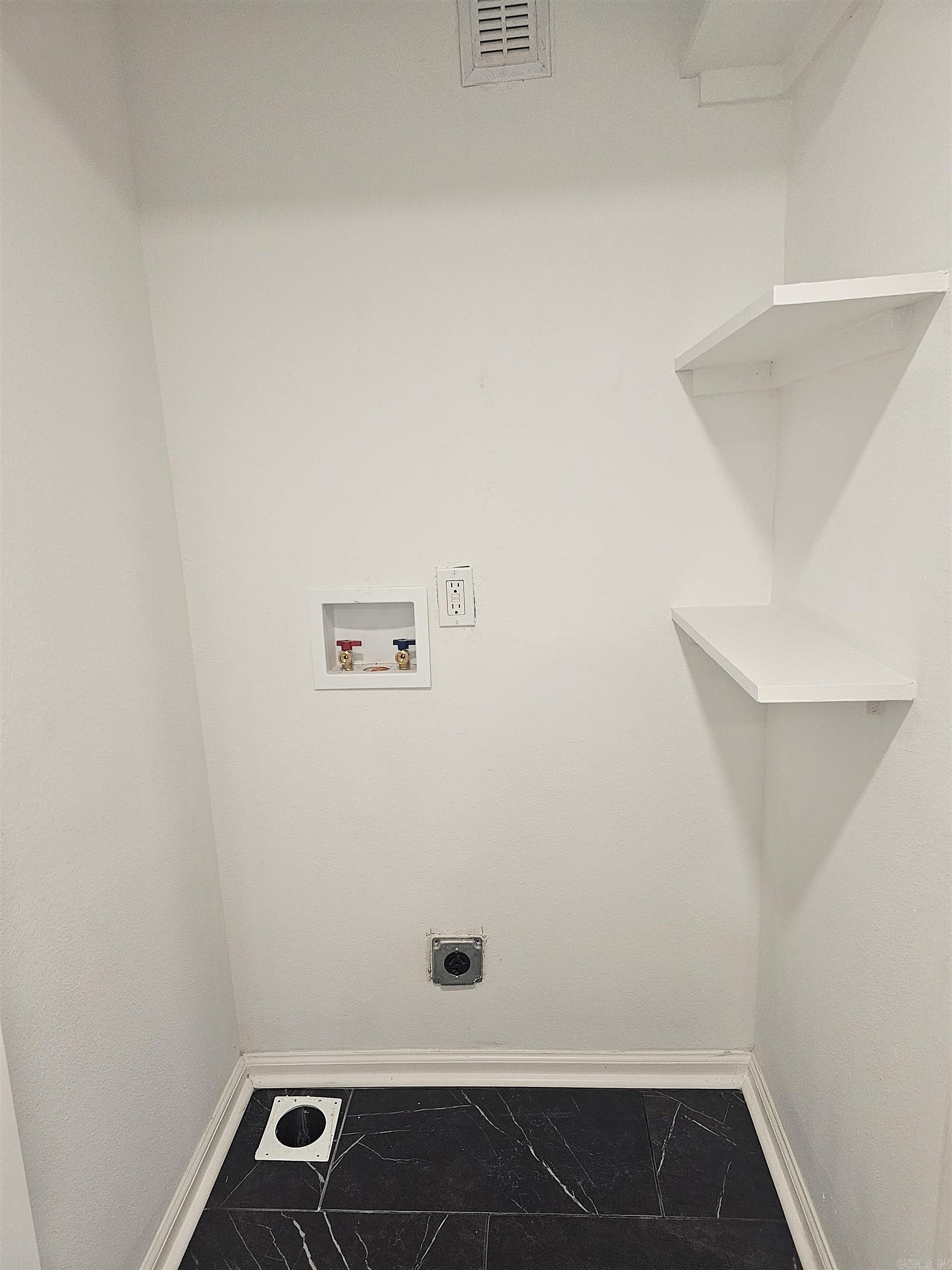 MASSIE WEST - Residential