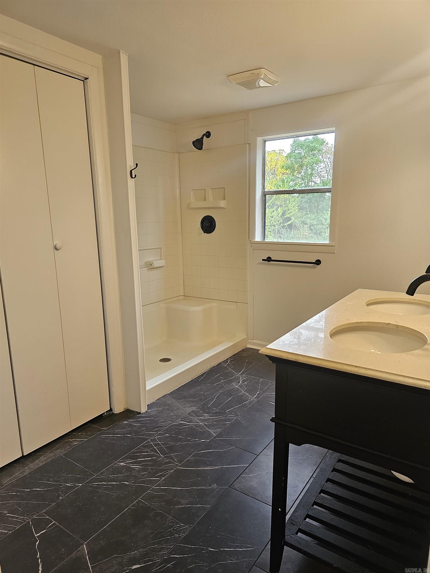 MASSIE WEST - Residential