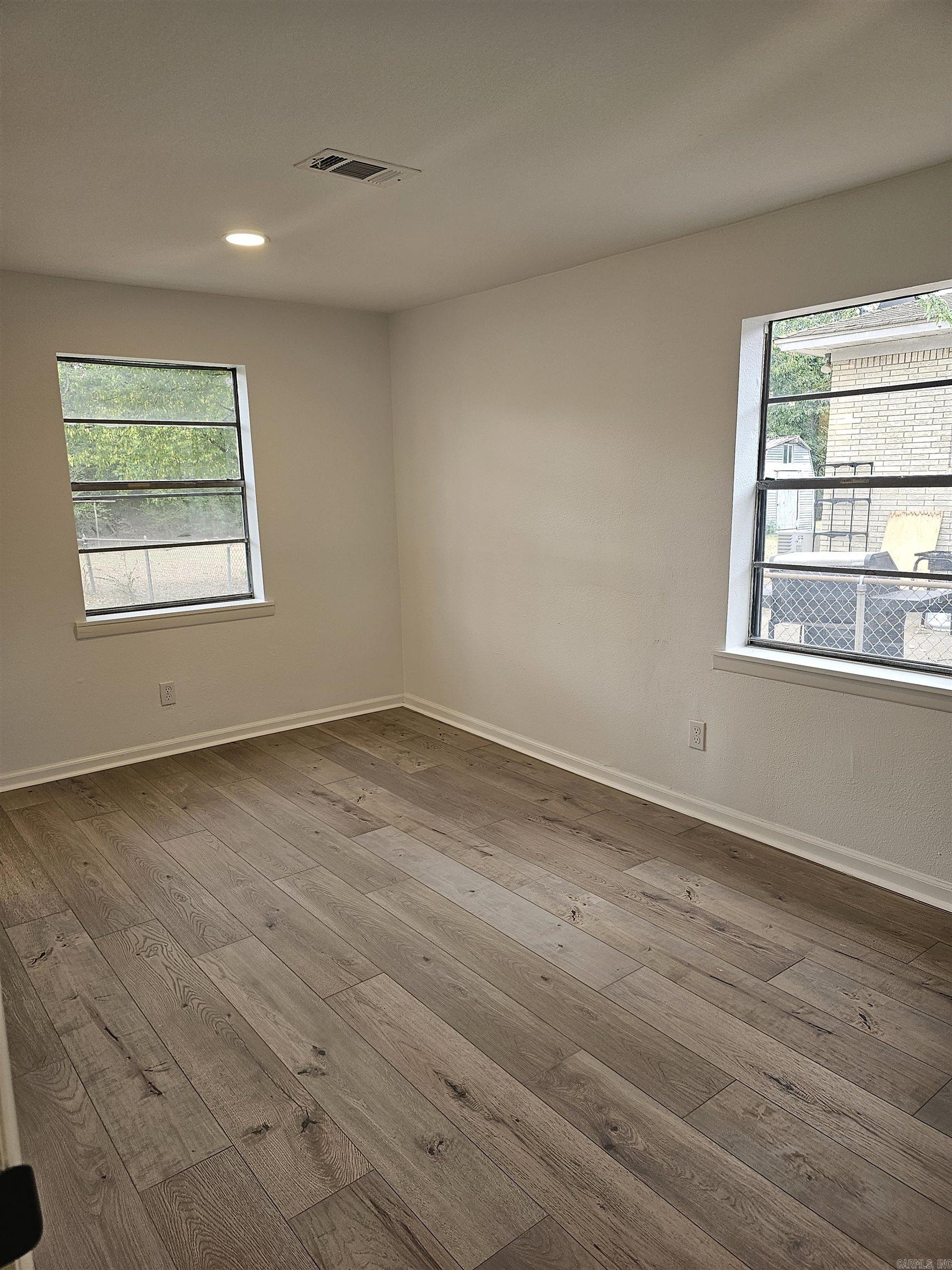 MASSIE WEST - Residential