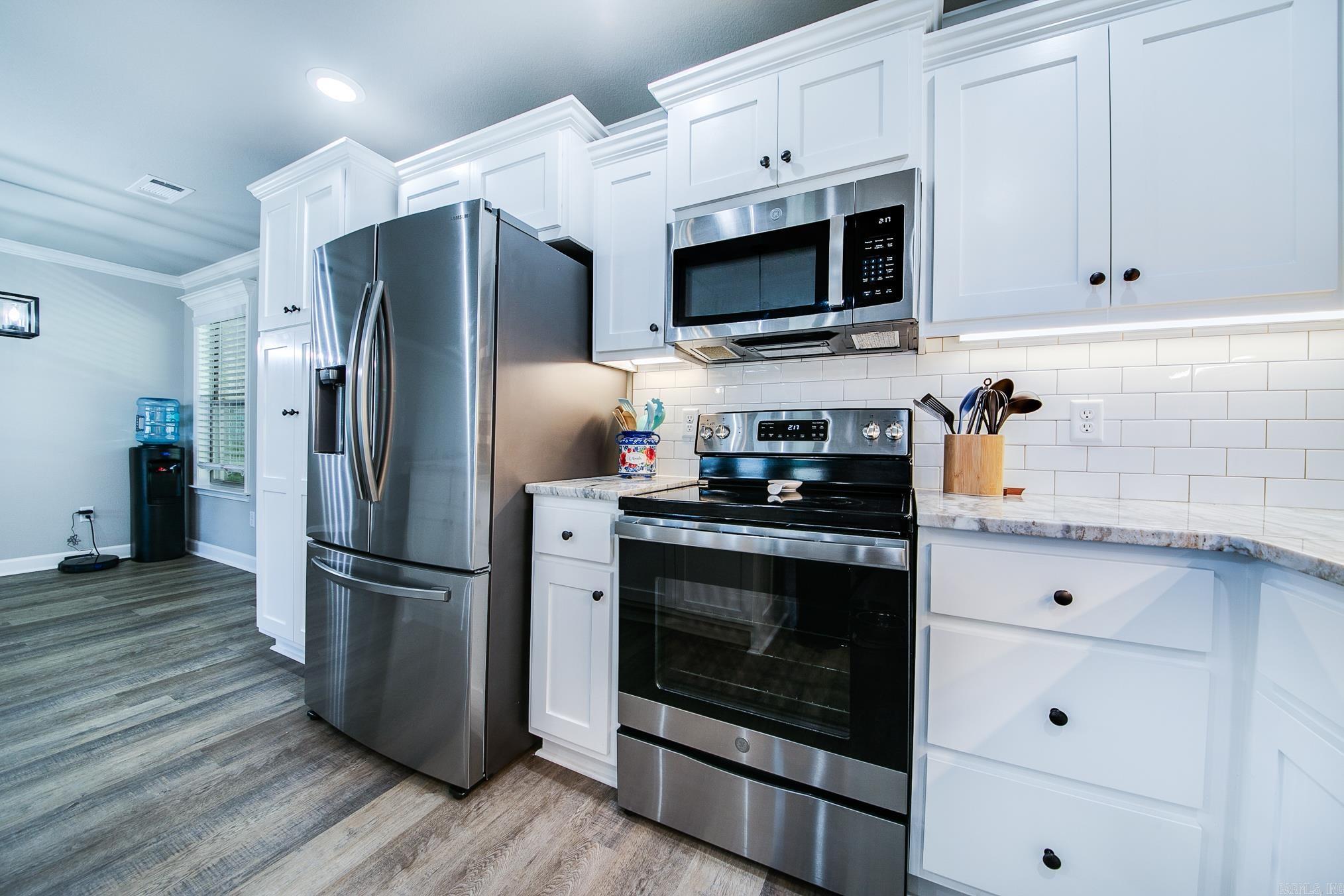 AUTUMN BROOKE - Residential