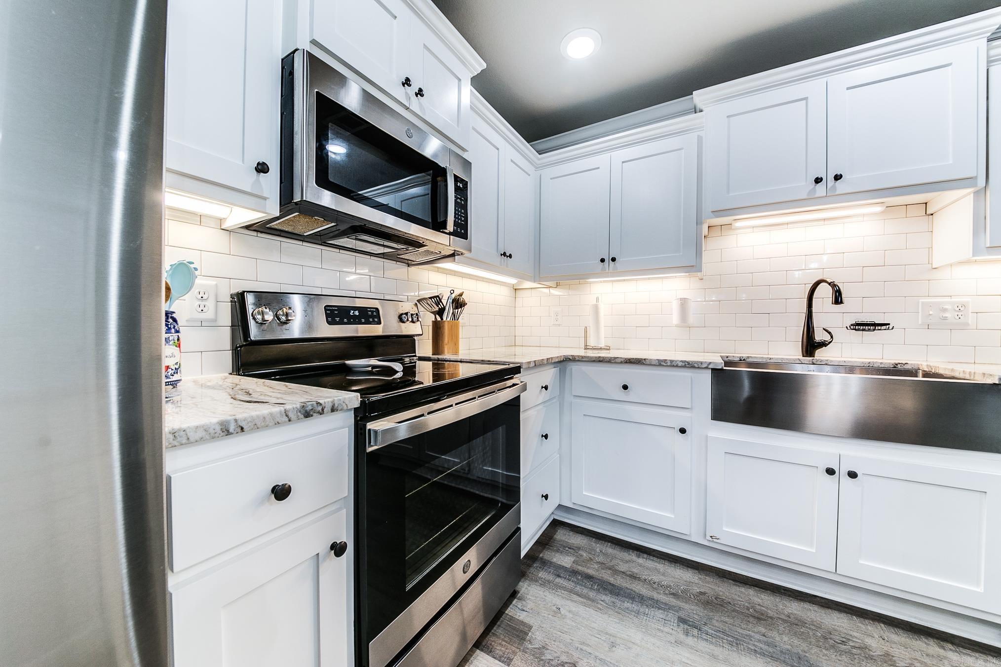 AUTUMN BROOKE - Residential