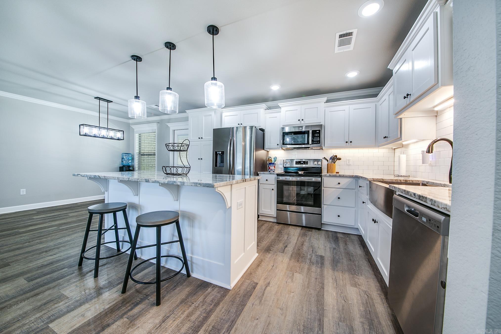 AUTUMN BROOKE - Residential