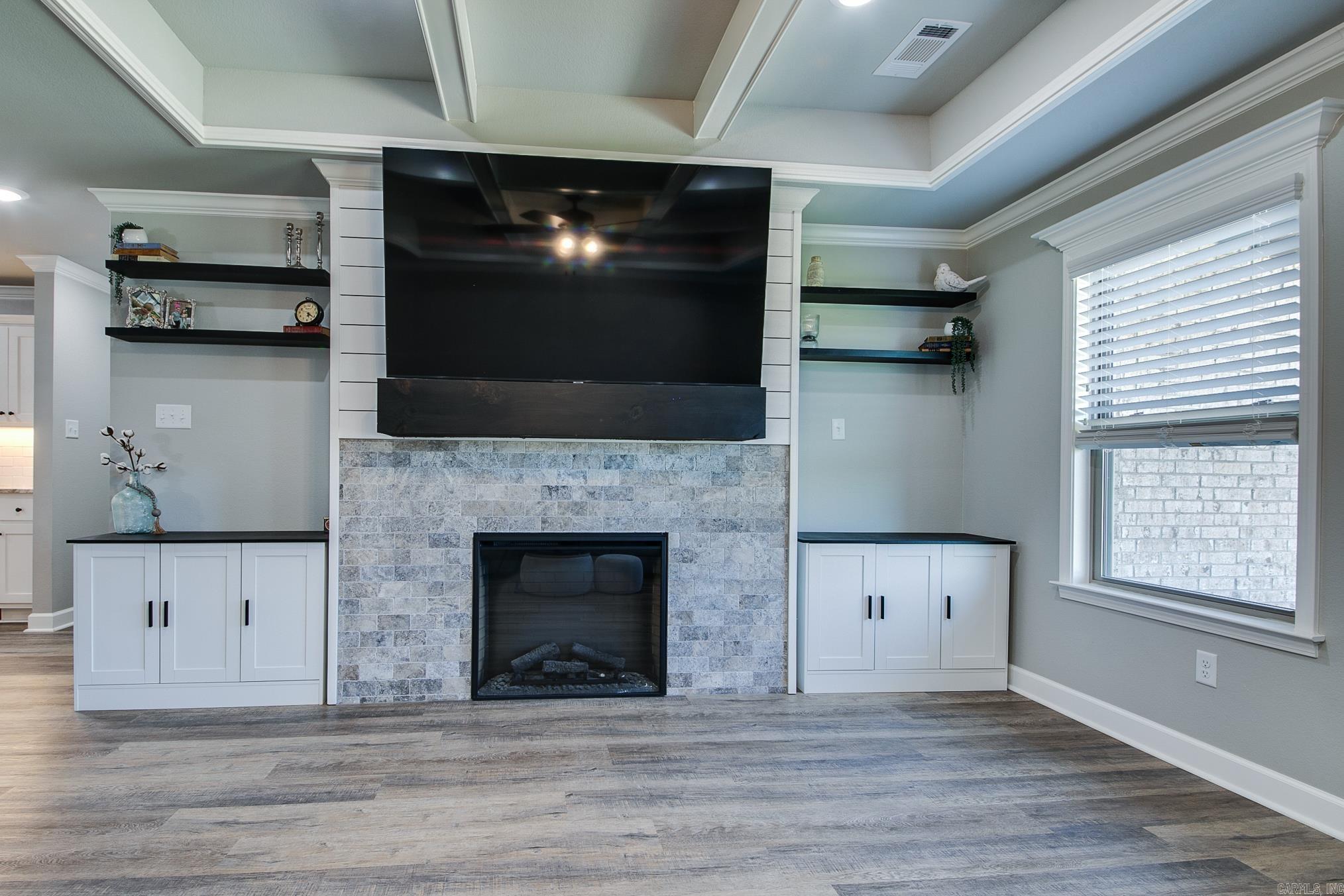 AUTUMN BROOKE - Residential