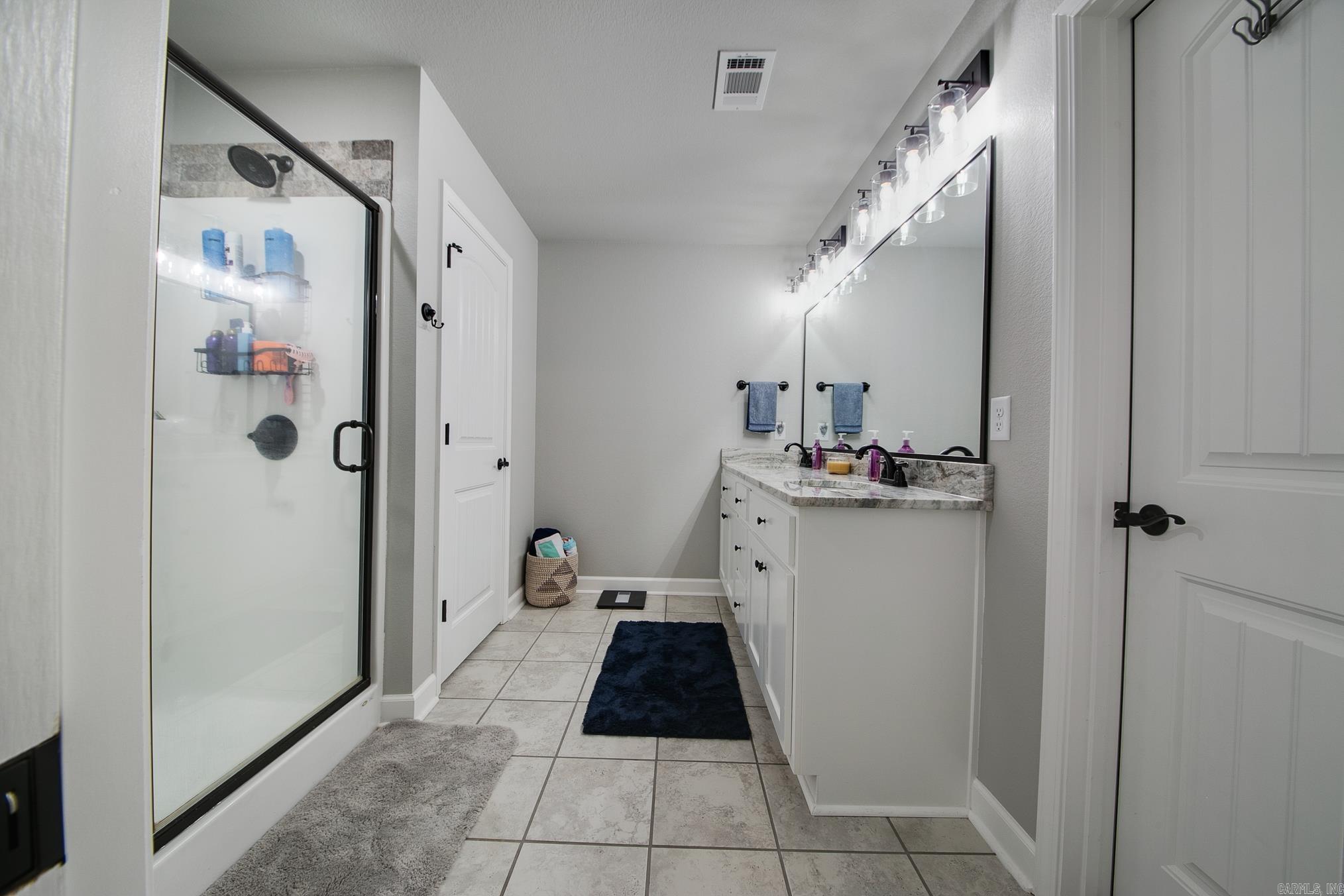 AUTUMN BROOKE - Residential