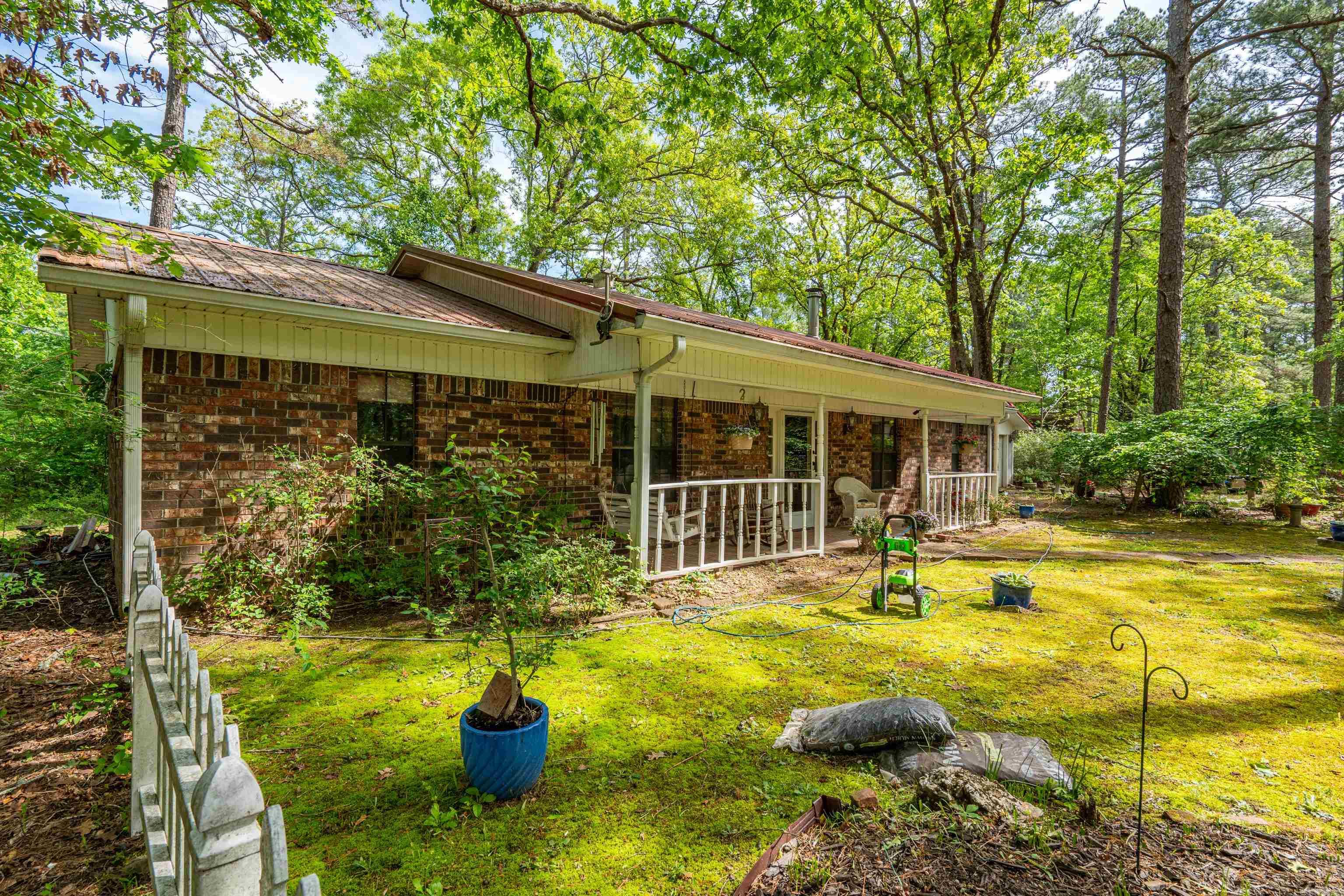 PEARCY, TOWN OF - Residential