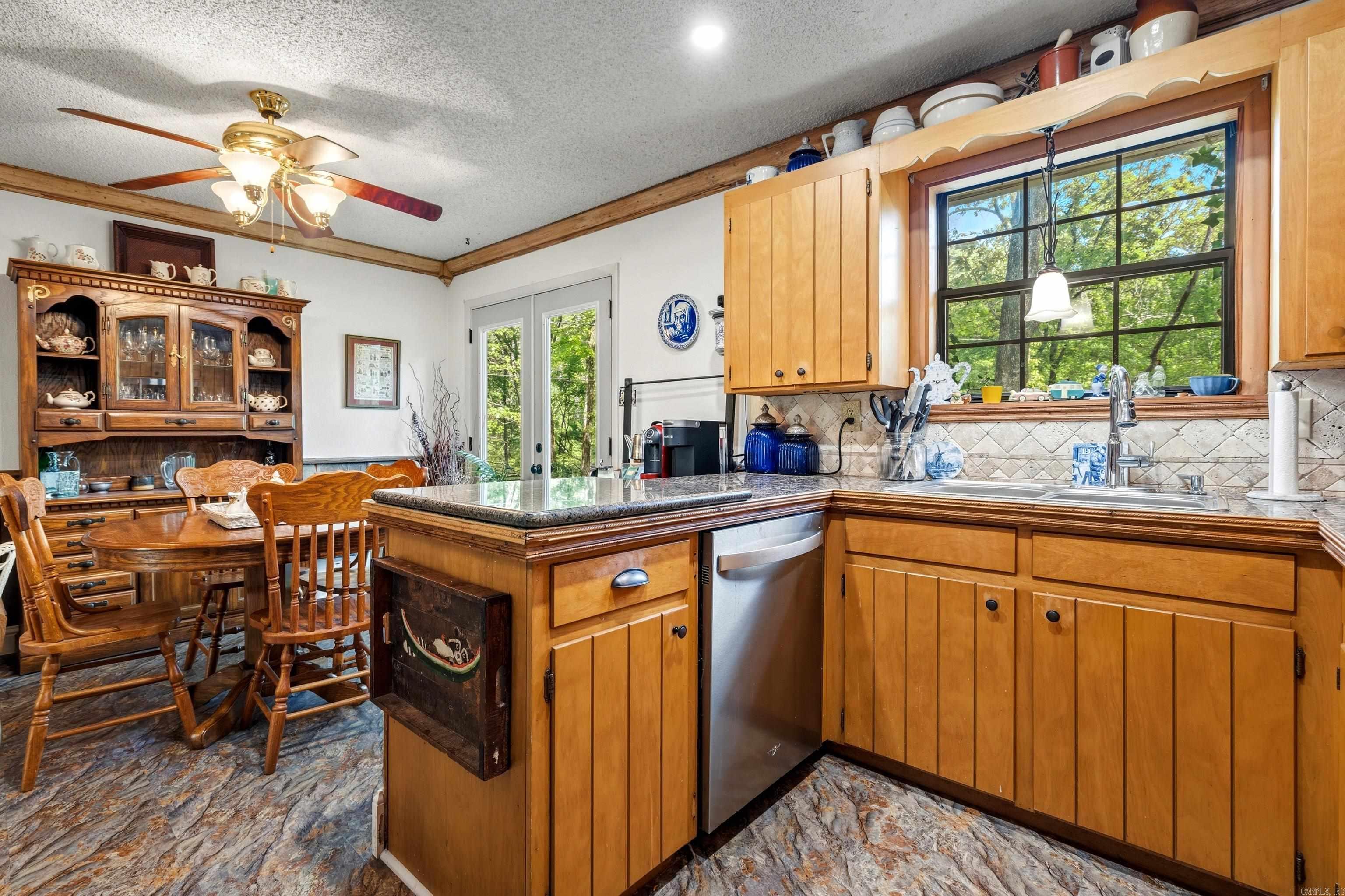 PEARCY, TOWN OF - Residential
