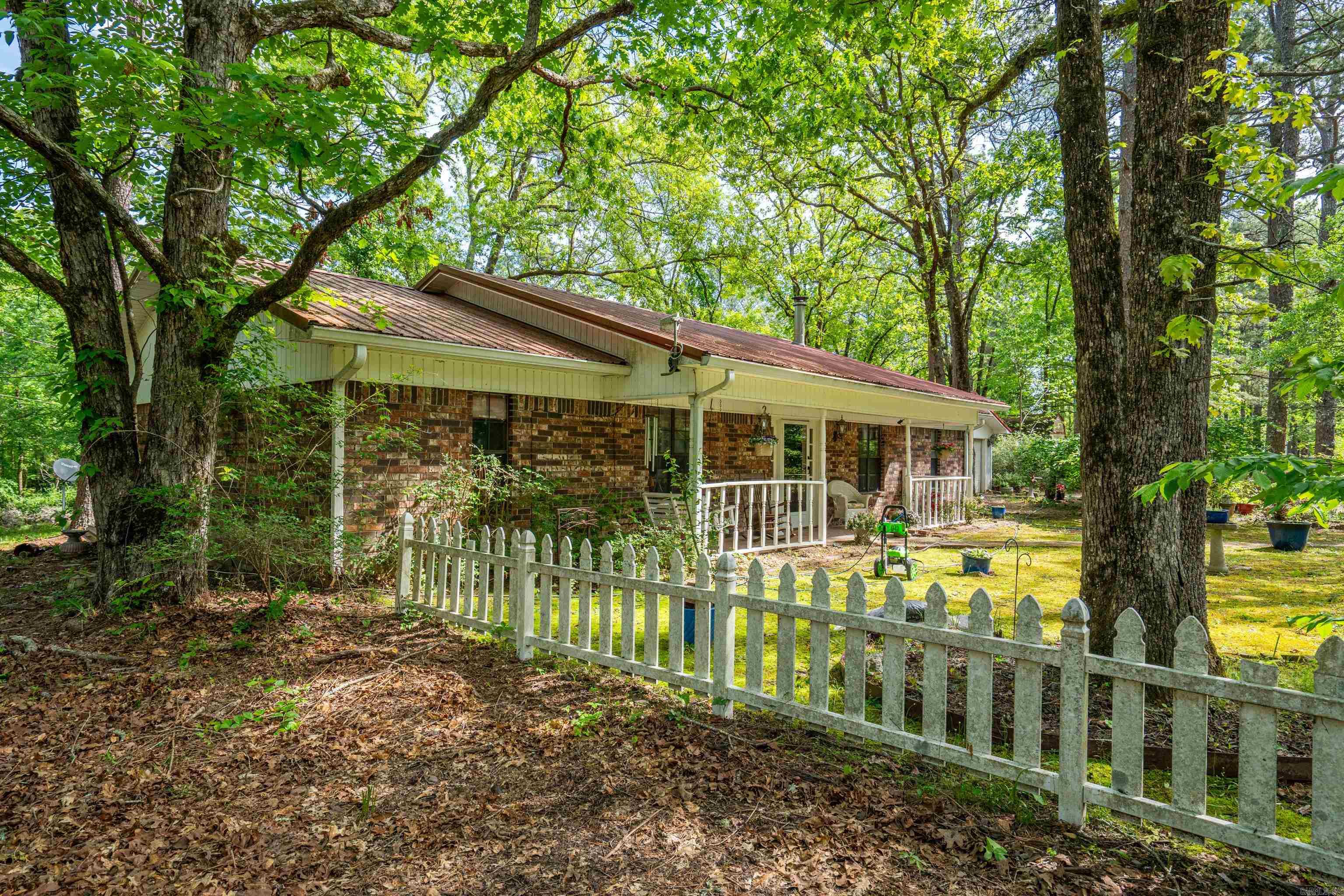 PEARCY, TOWN OF - Residential