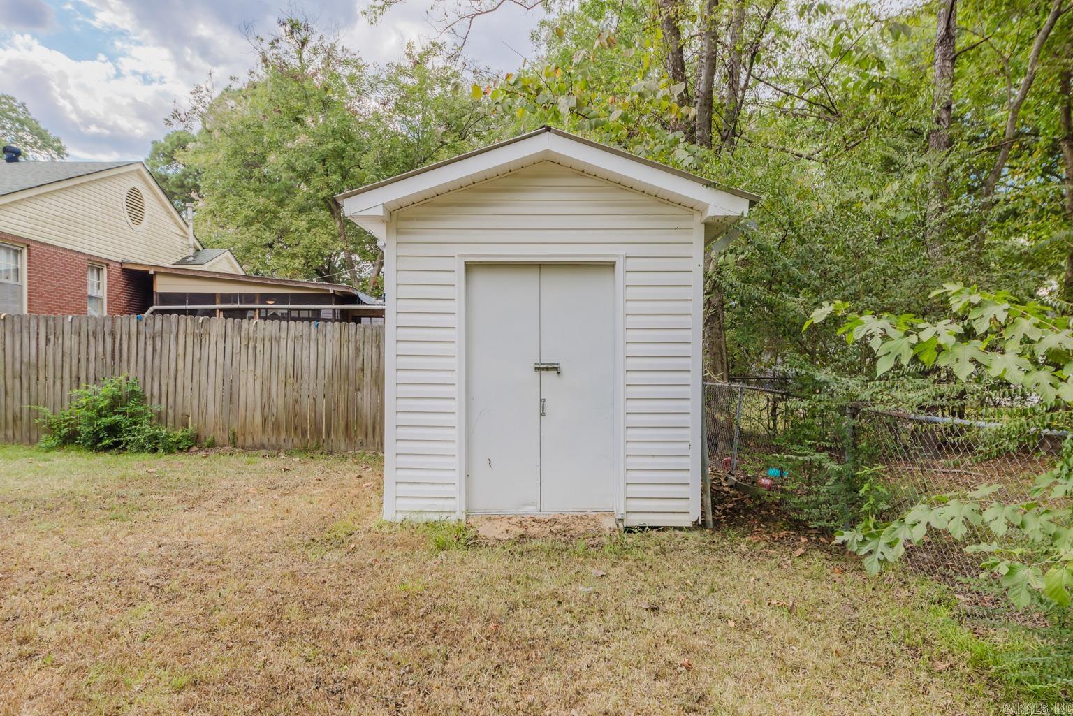 LUND & HILL (ORIGINAL TOWN) - Residential