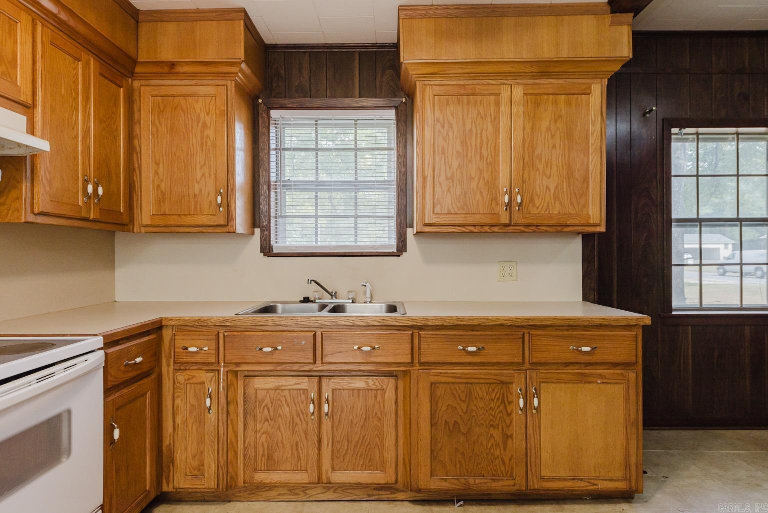 LUND & HILL (ORIGINAL TOWN) - Residential