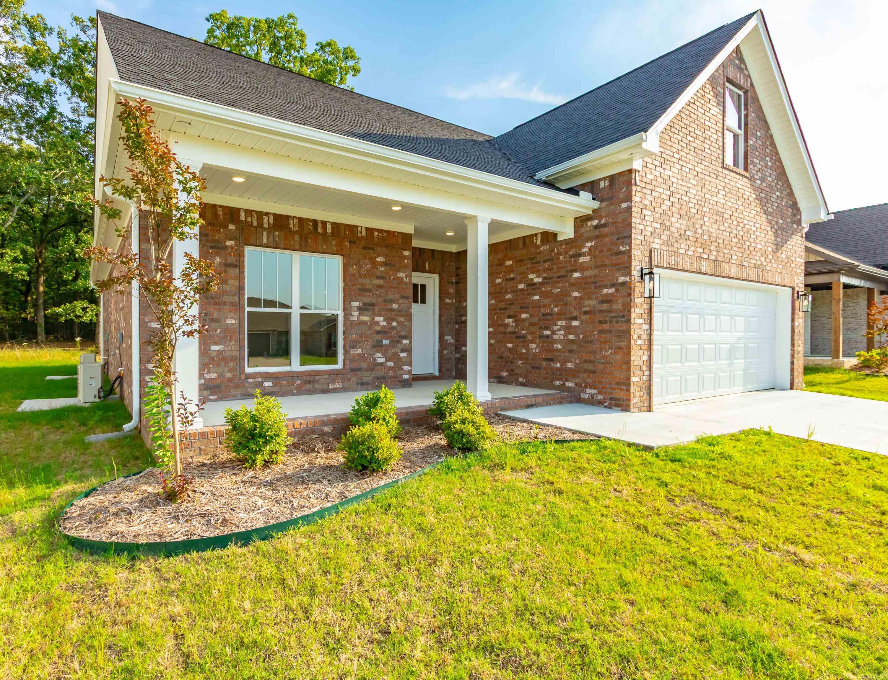 CARDINAL VALLEY - Residential