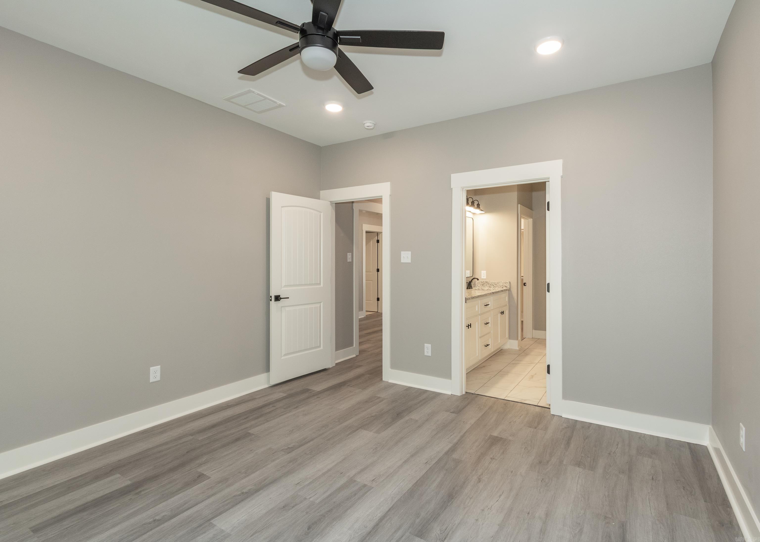 CARDINAL VALLEY - Residential